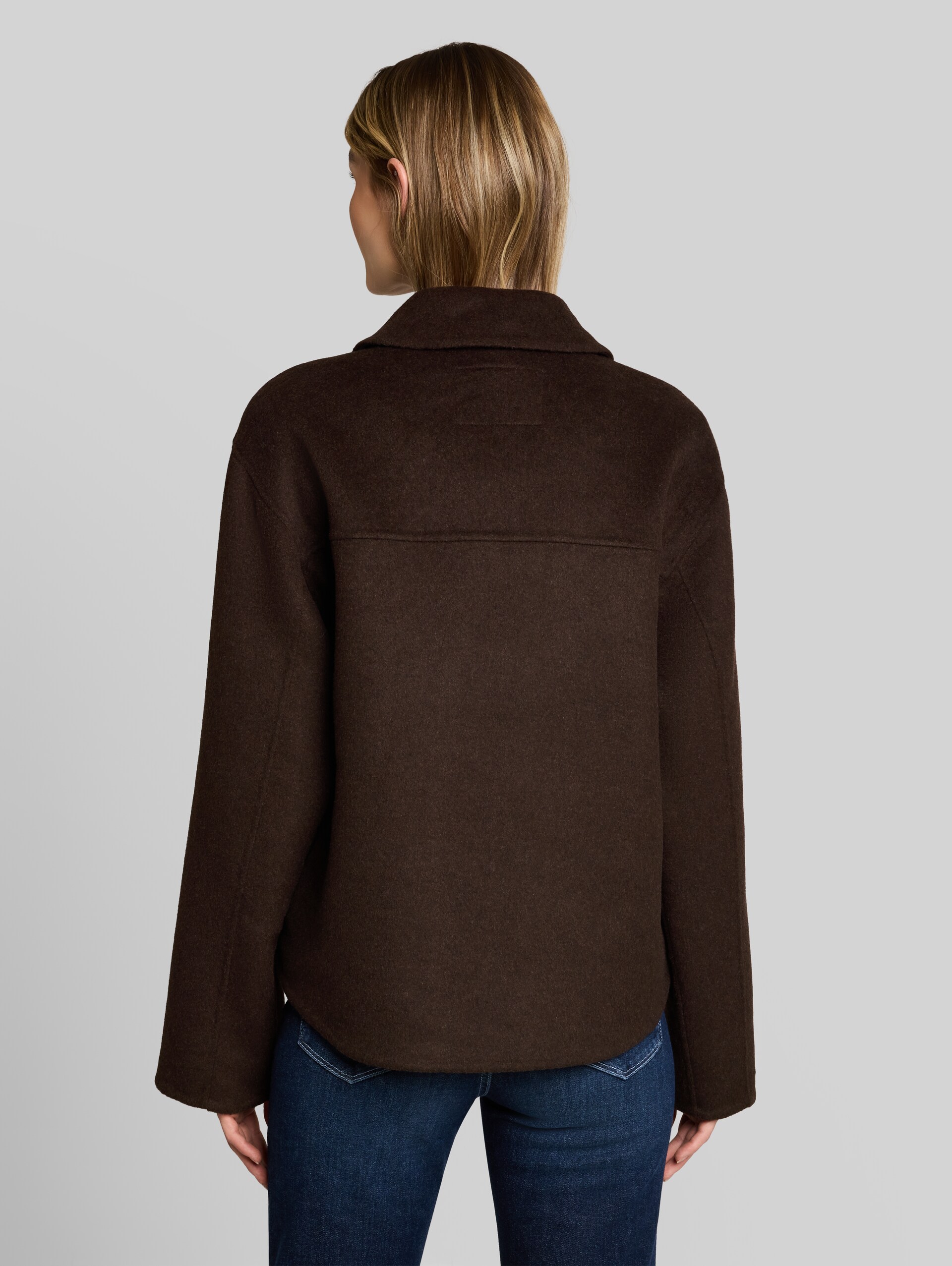Overhemdjas met wol - java dark brown - Model-achteraanzicht