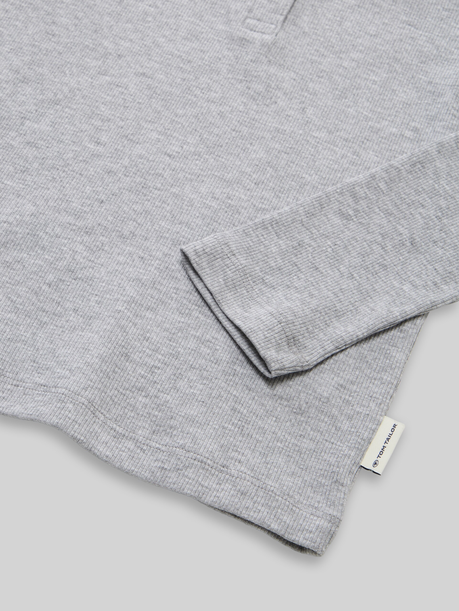 Henley Langarmshirt mit Rippstruktur - Light Stone Grey Melange - Detail-Model-Ansicht