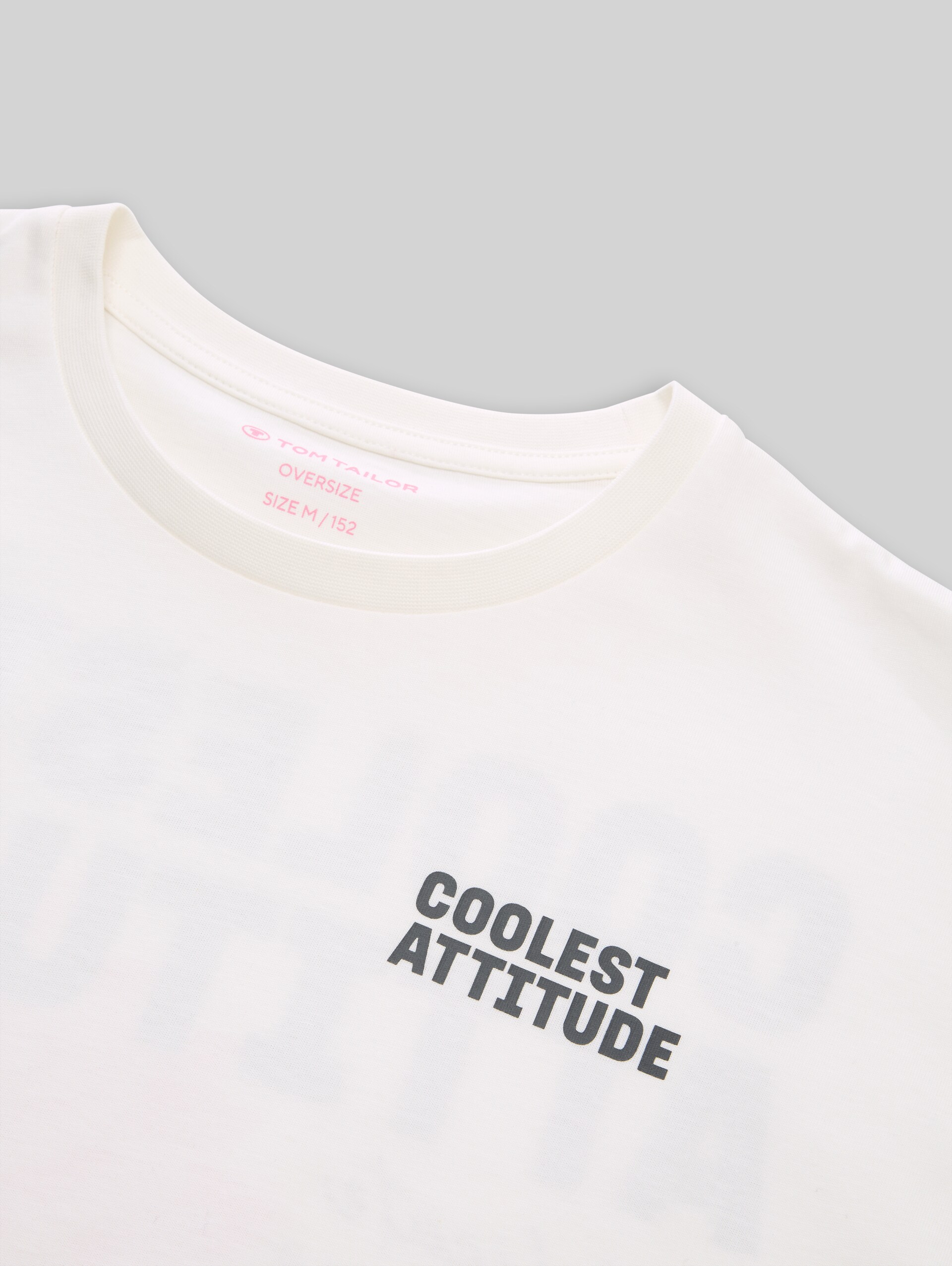 Oversize T-Shirt mit Foto-Print - ivory soft white - Detail-Model-Ansicht