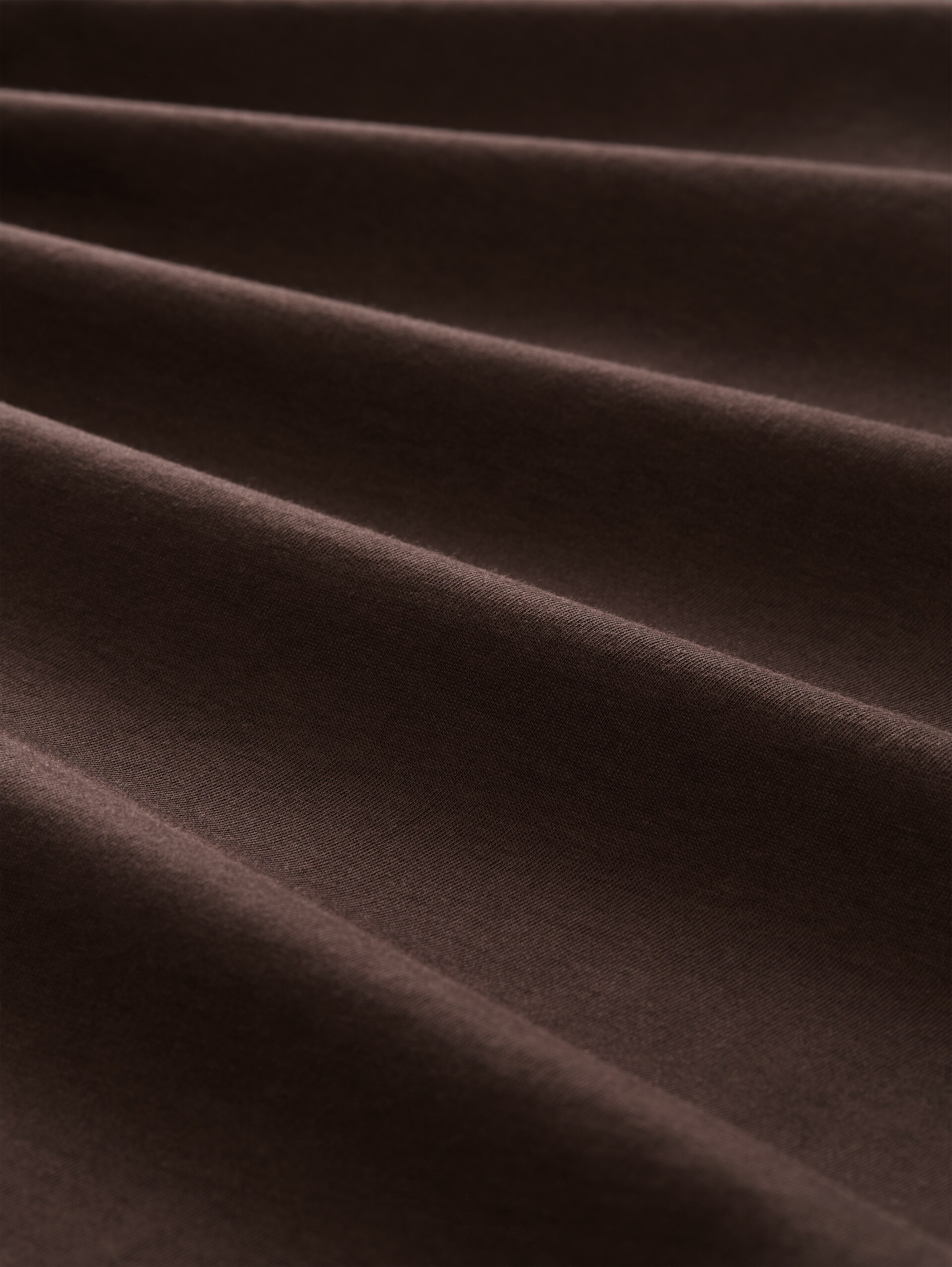 Basic Langarmshirt aus Baumwolle - Dark Chocolate Brown - Material-Ansicht