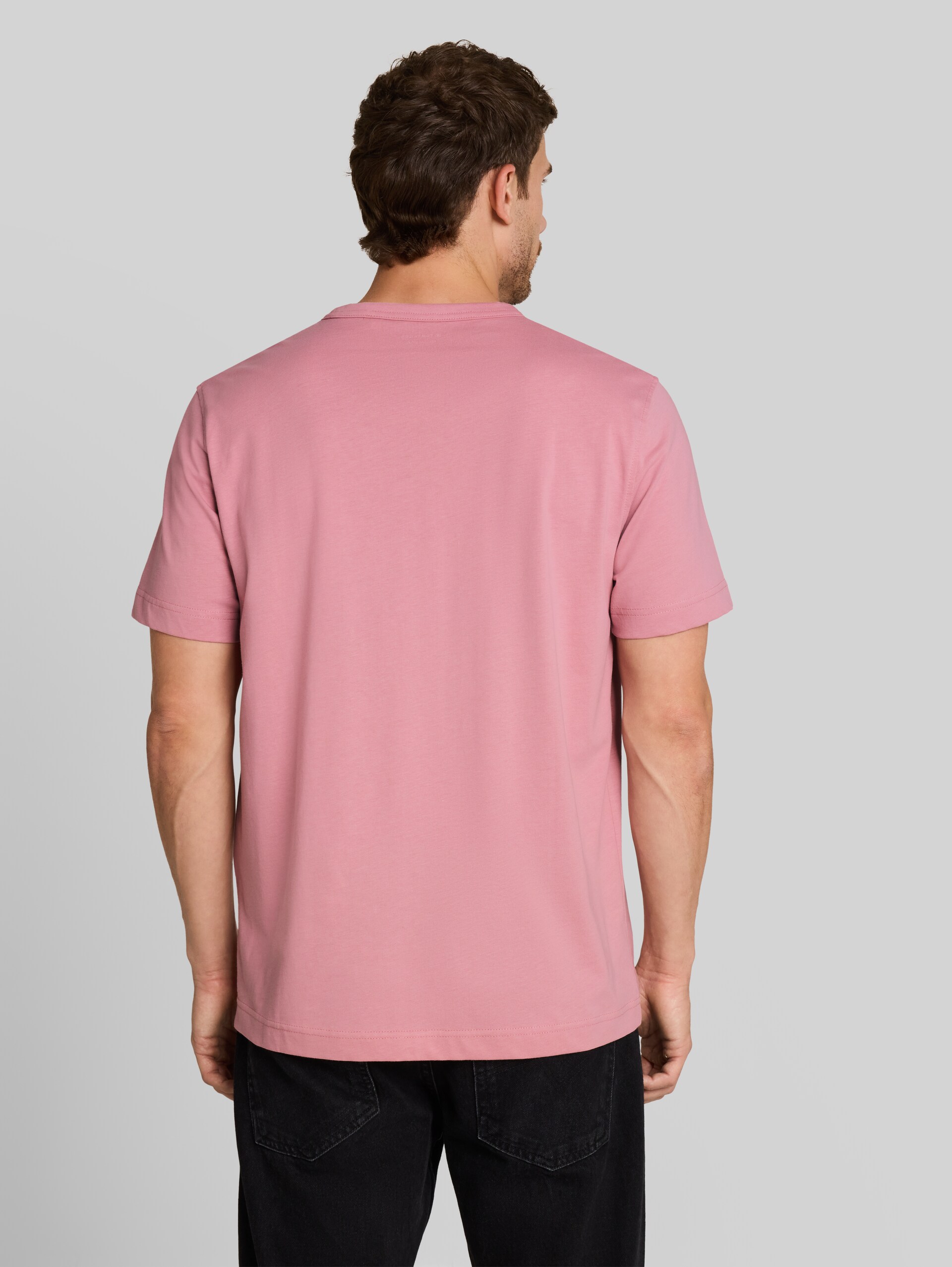 T-Shirt mit Print - dusty rose - Auschnitt Model-Rückansicht