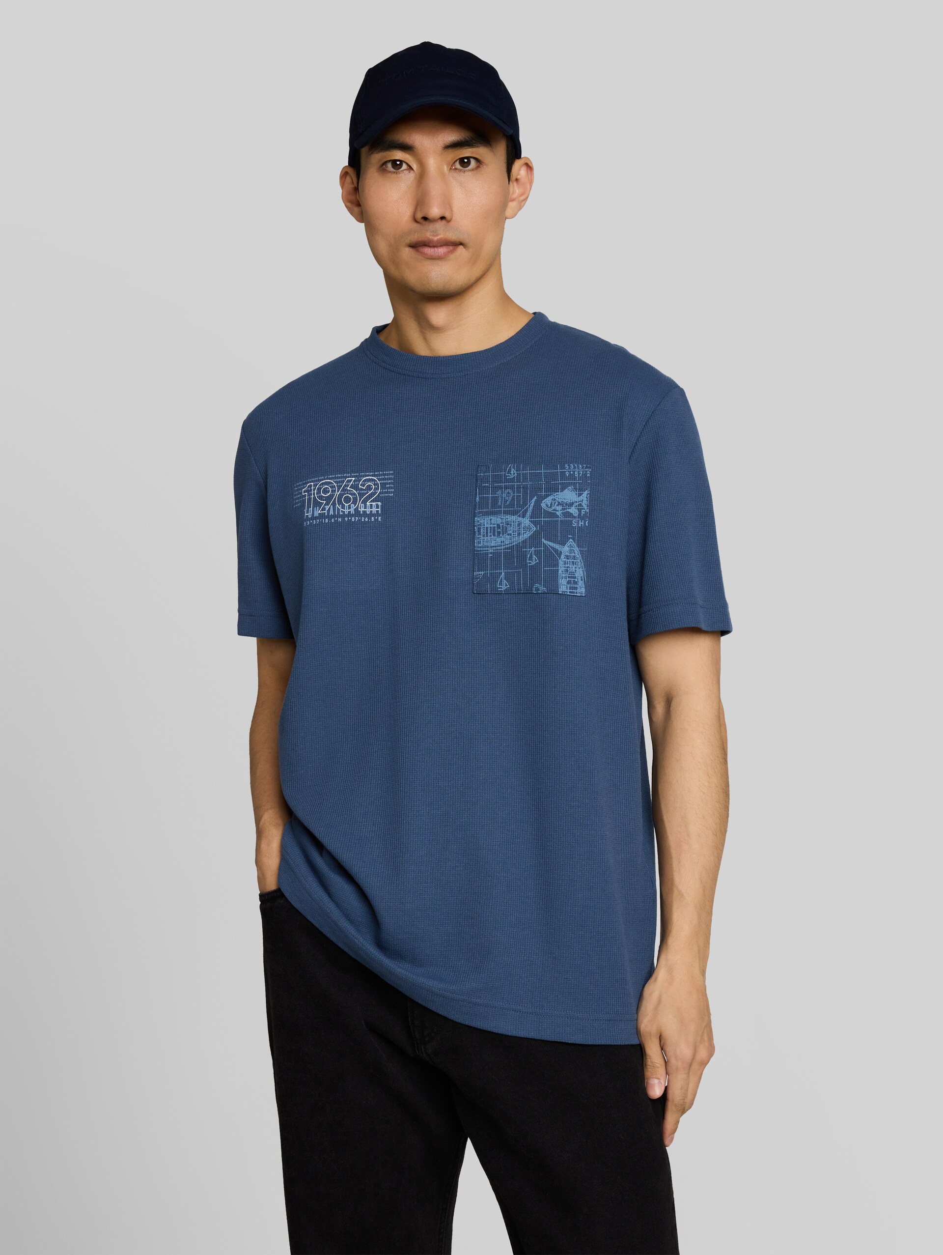 T-shirt met wafelstructuur - Dark Duck Blue - Nek model vooraanzicht