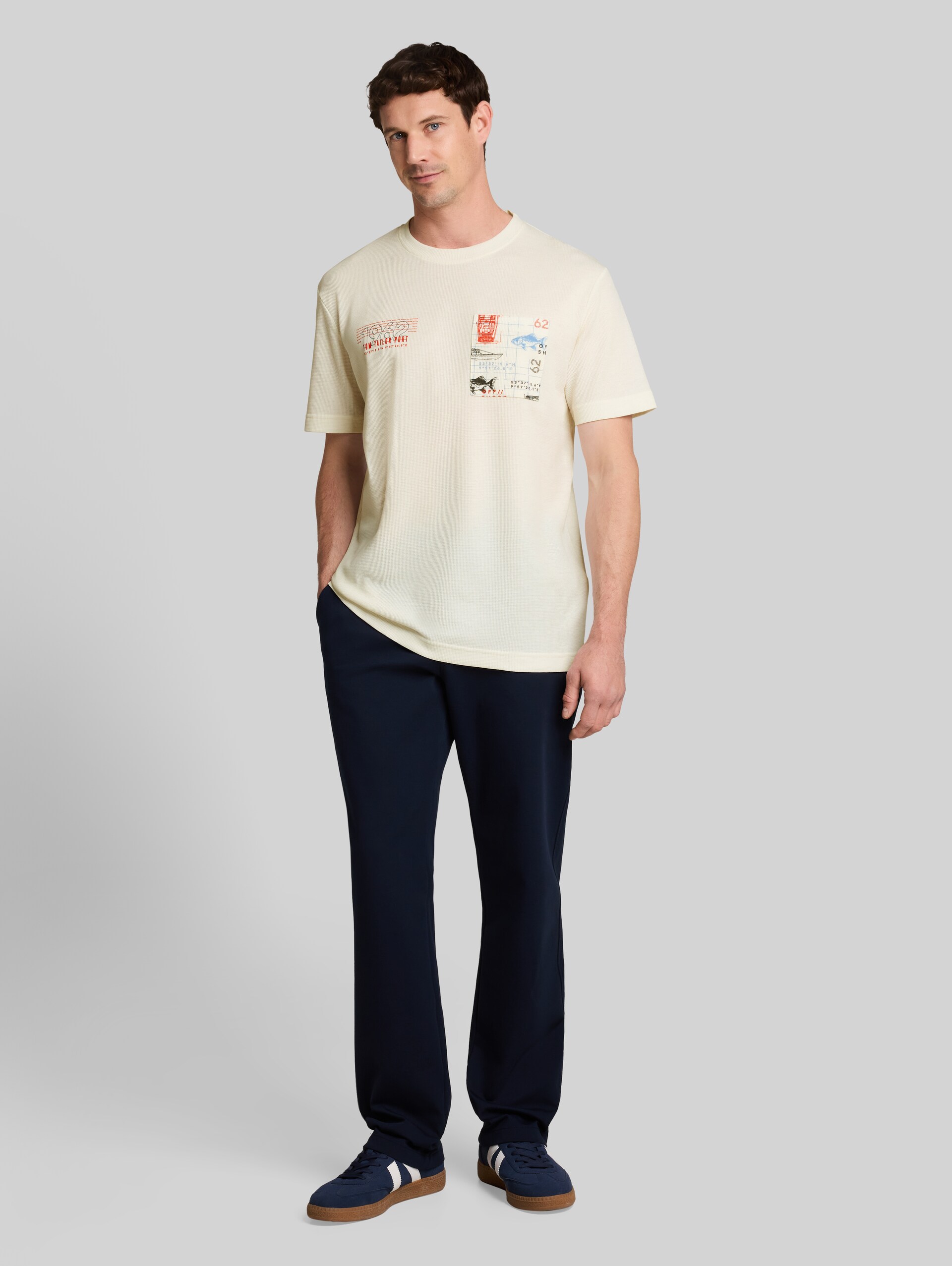 T-shirt met wafelstructuur - Gardenia White - Model vooraanzicht