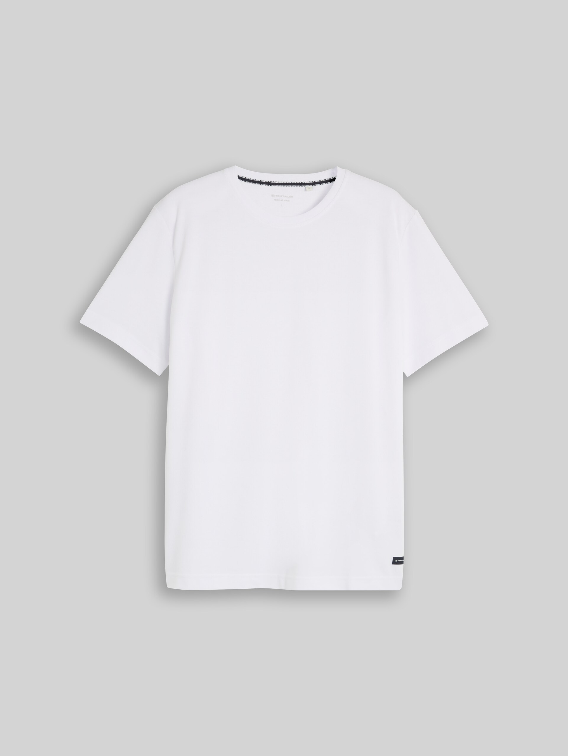 Piqué T-shirt met logobadge - White - Product vooraanzicht