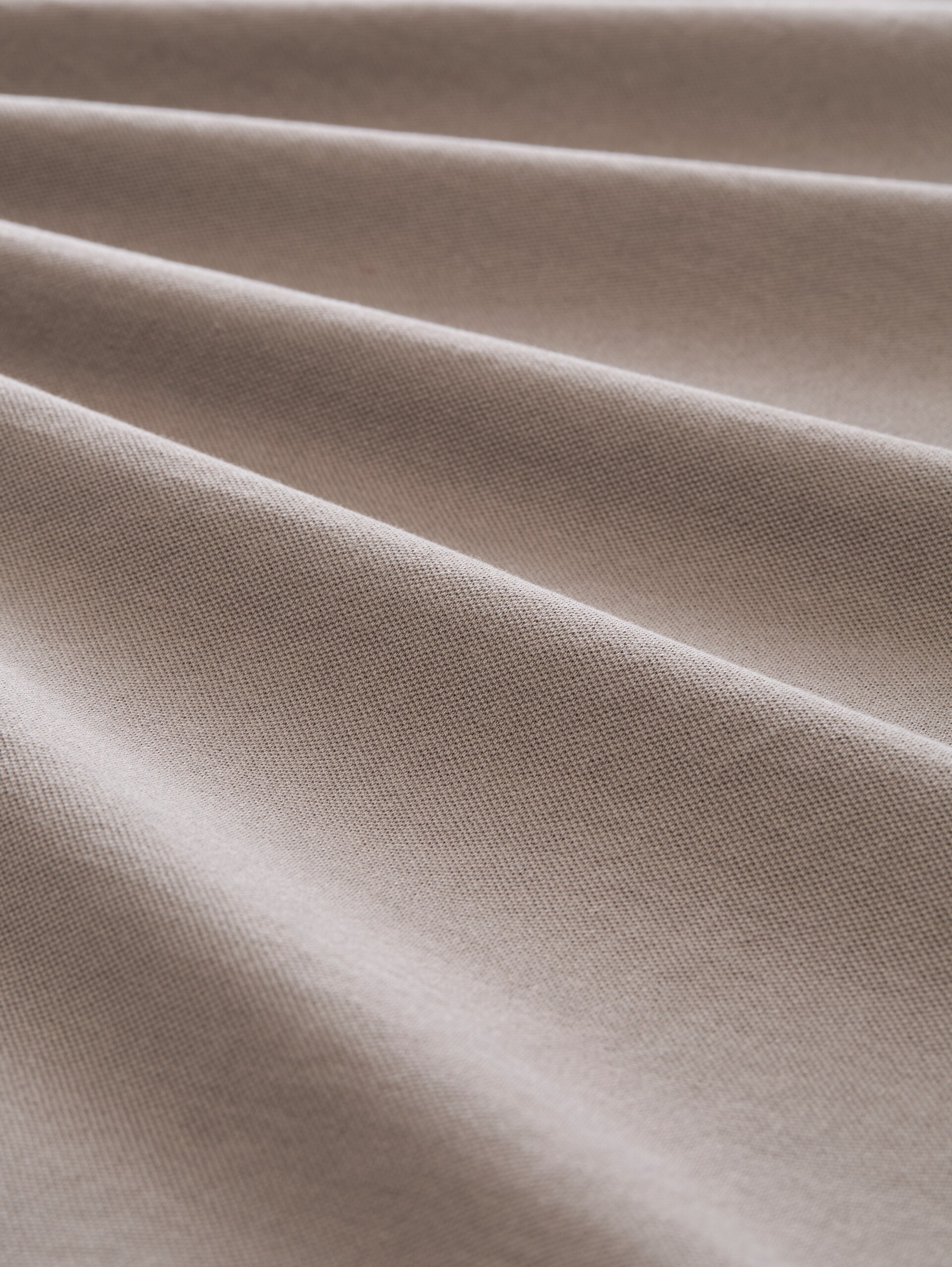 Piqué poloshirt met geborduurd logo - Driftwood Taupe