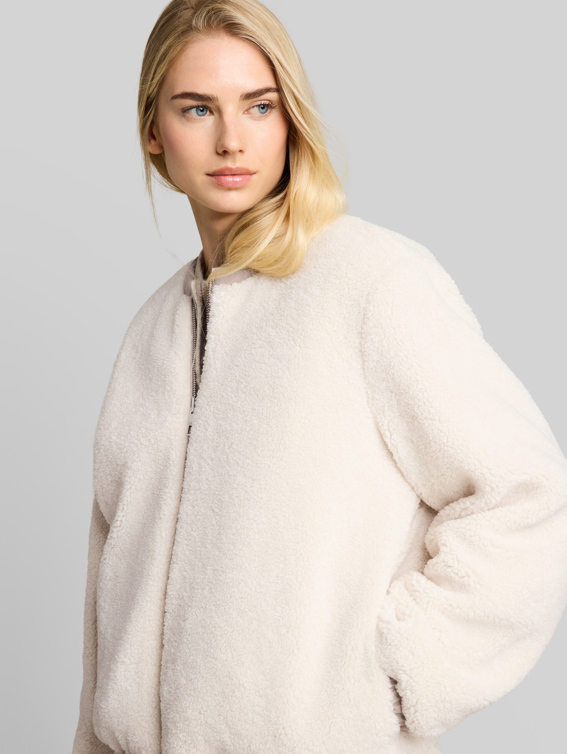 Veste Teddy réversible - atmosphere beige - Vue détaillée du modèle