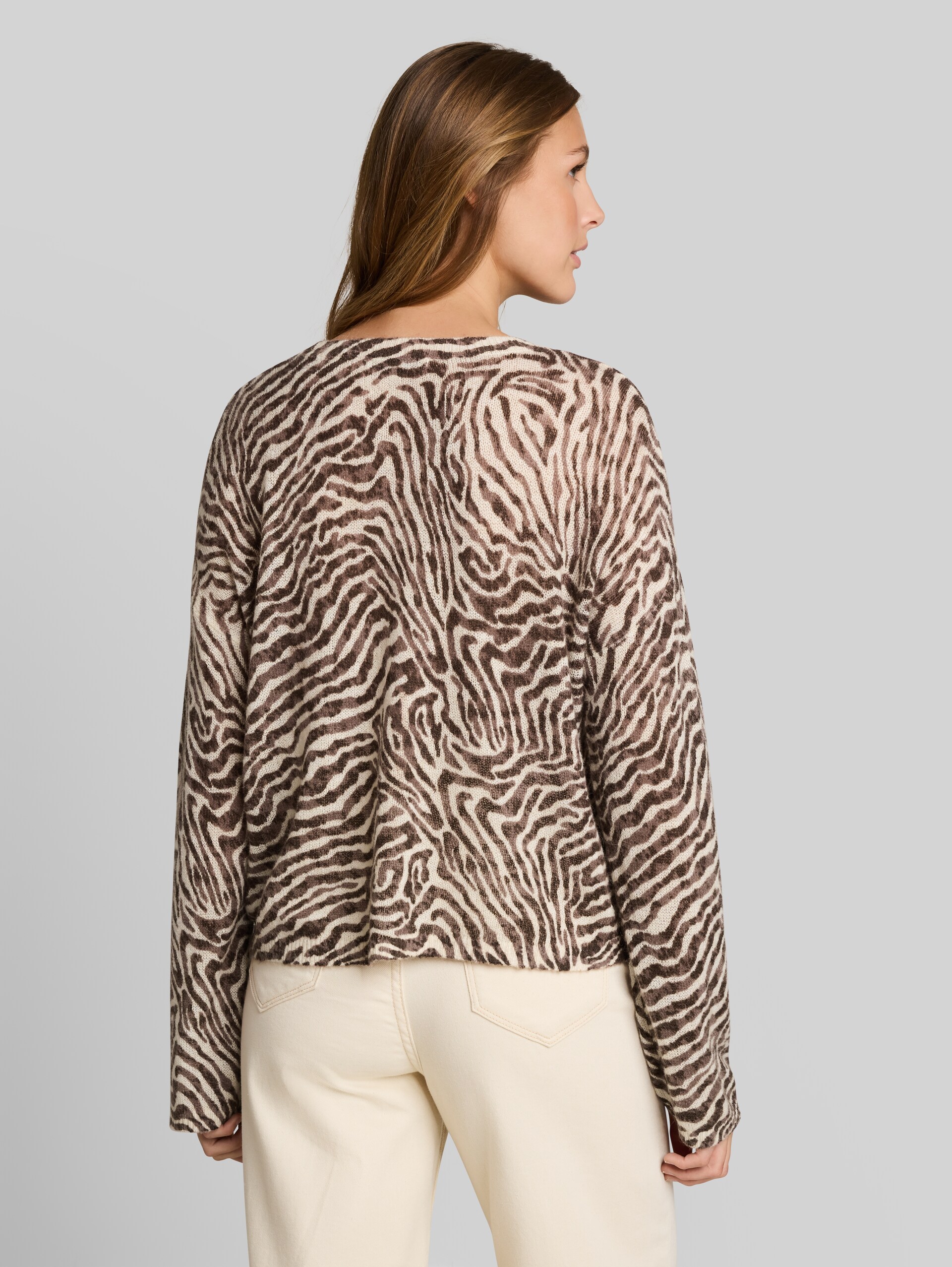 Pull en maille à la coupe décontractée avec imprimé zébré - brown beige zebra print