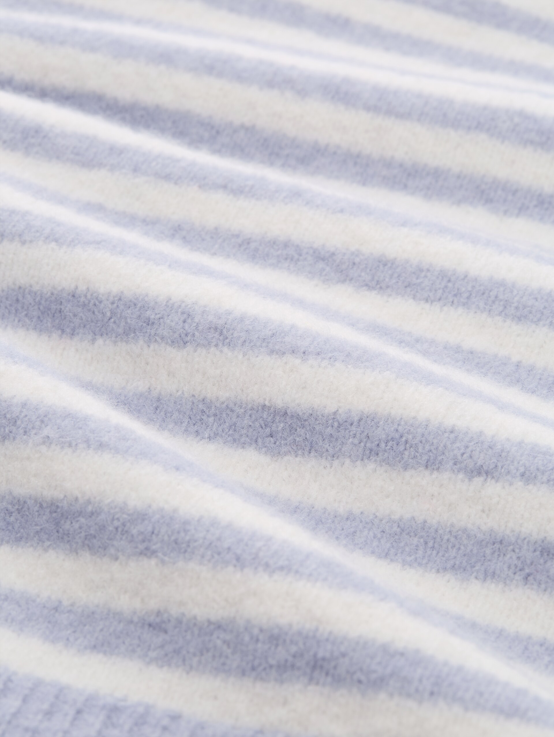 Pull rayé à col montant - mid blue white stripe - Vue de la matière