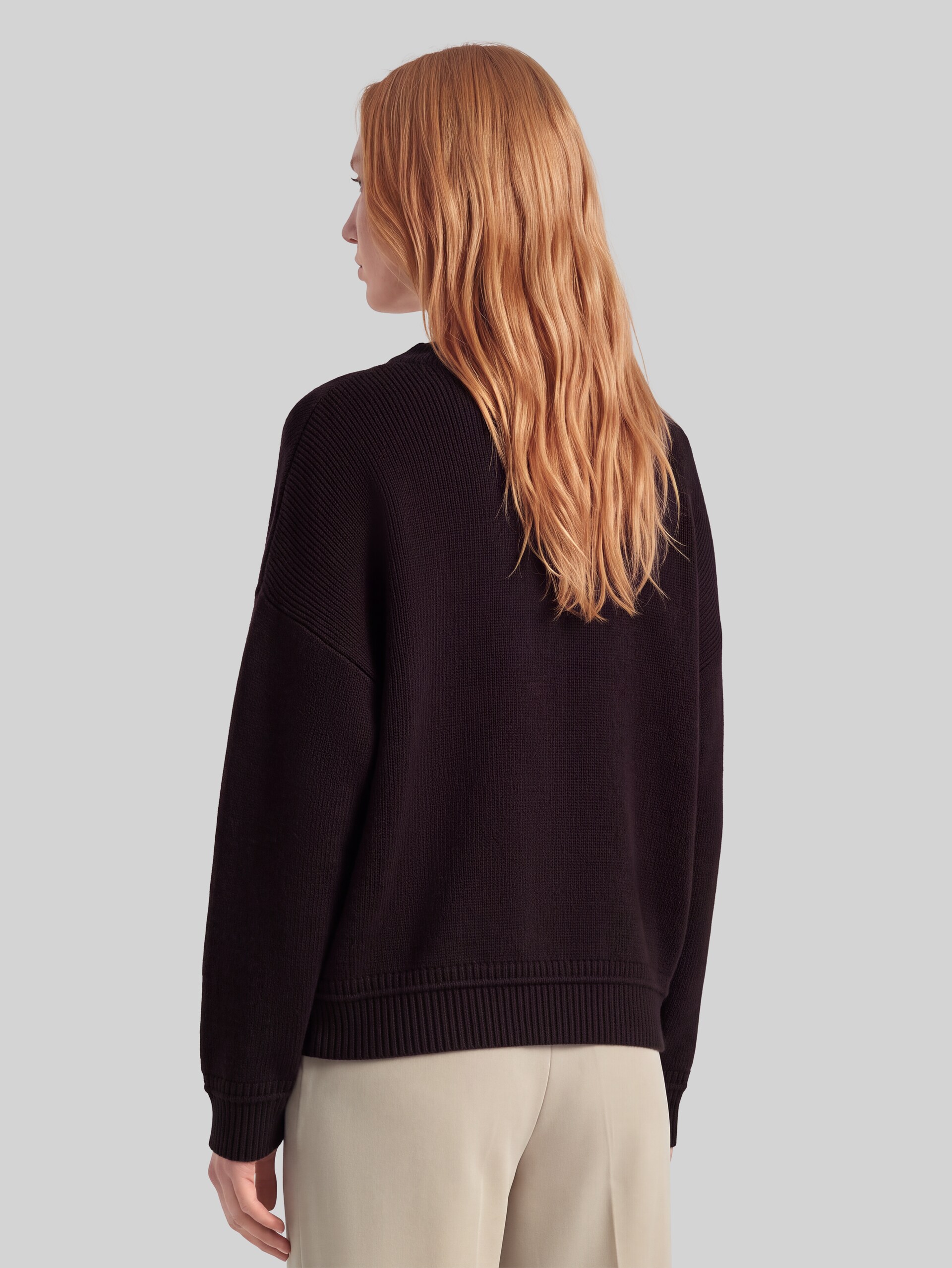 Oversize Strickpullover mit Rundhalsausschnitt - dark plum