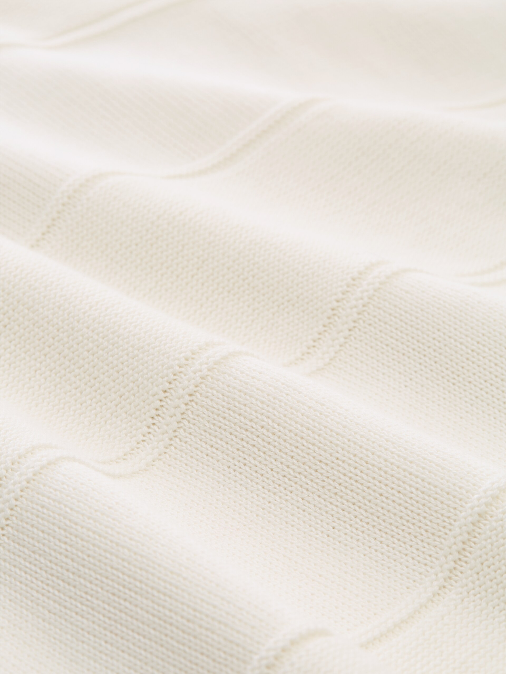 Relaxed Fit Strickpullover aus Baumwolle - off white - Material-Ansicht