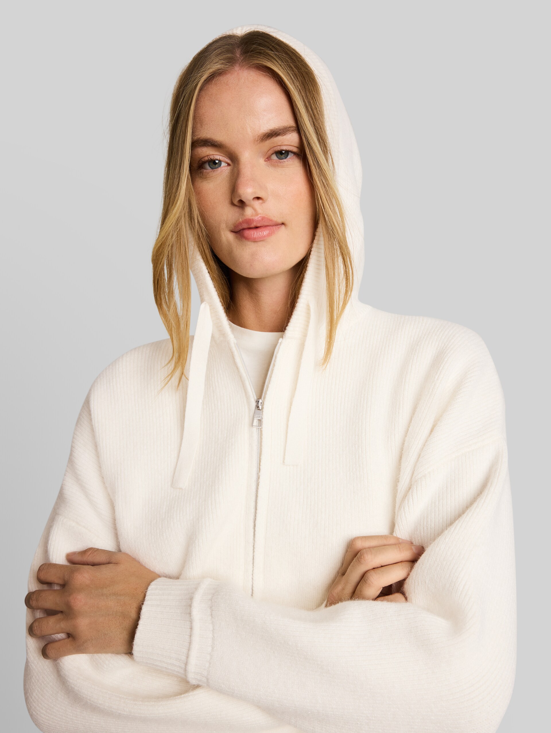 Cardigan oversize à capuche - Gardenia White - Vue détaillée du modèle
