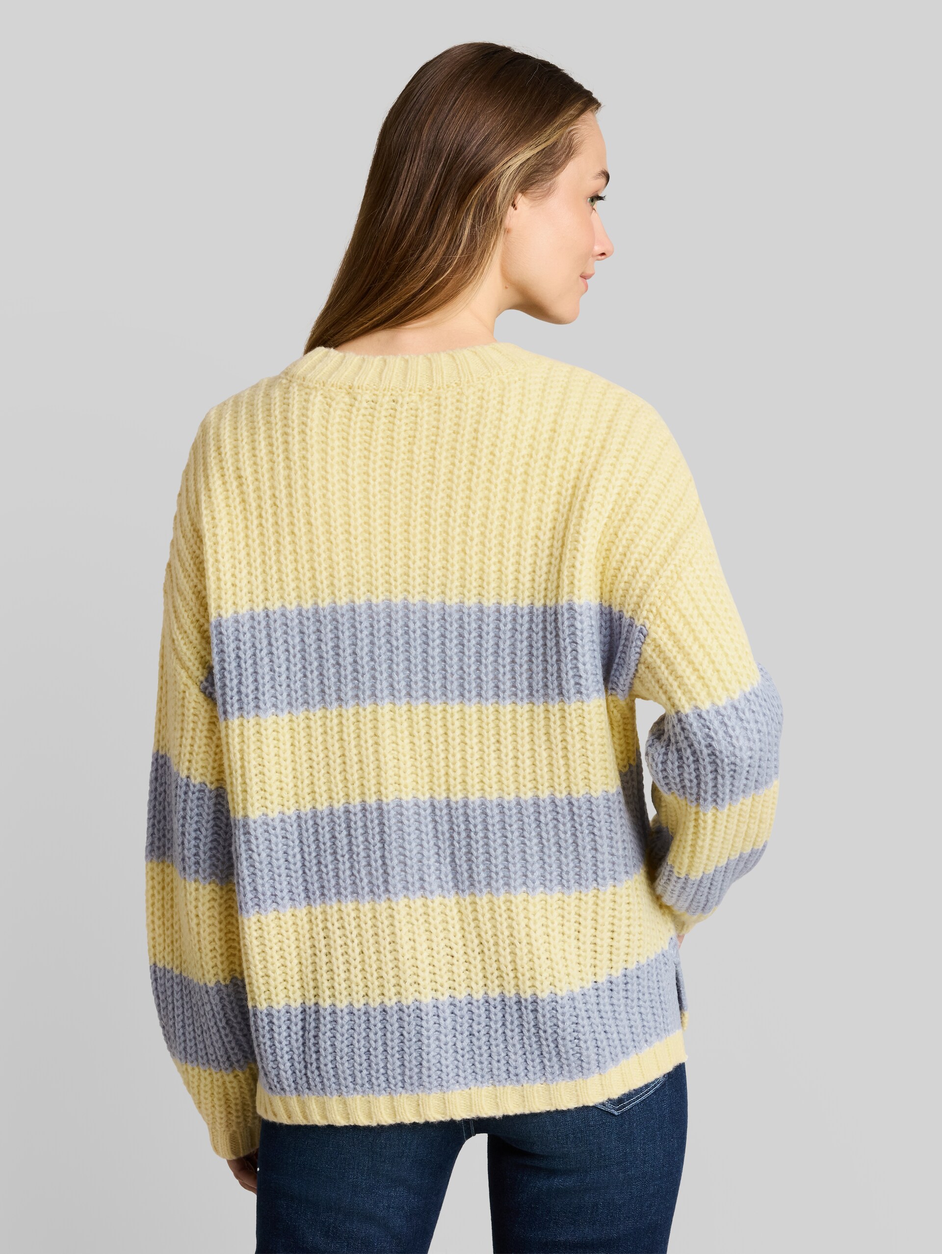 Gebreide trui met relaxte pasvorm en streepjespatroon - big blue yellow stripe