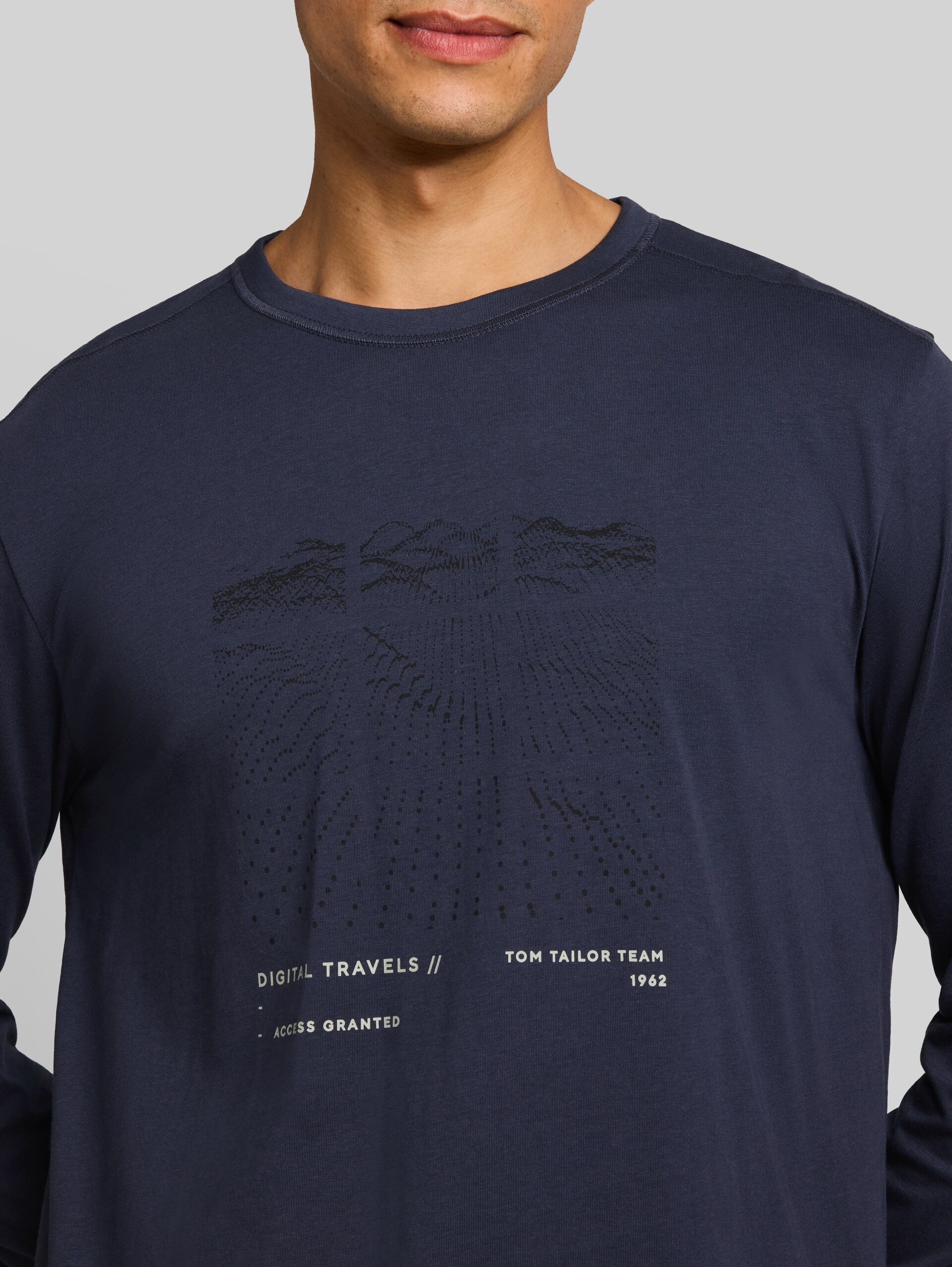 T-shirt à manches longues avec imprimé - Indigo Ink Blue - Vue détaillée du modèle
