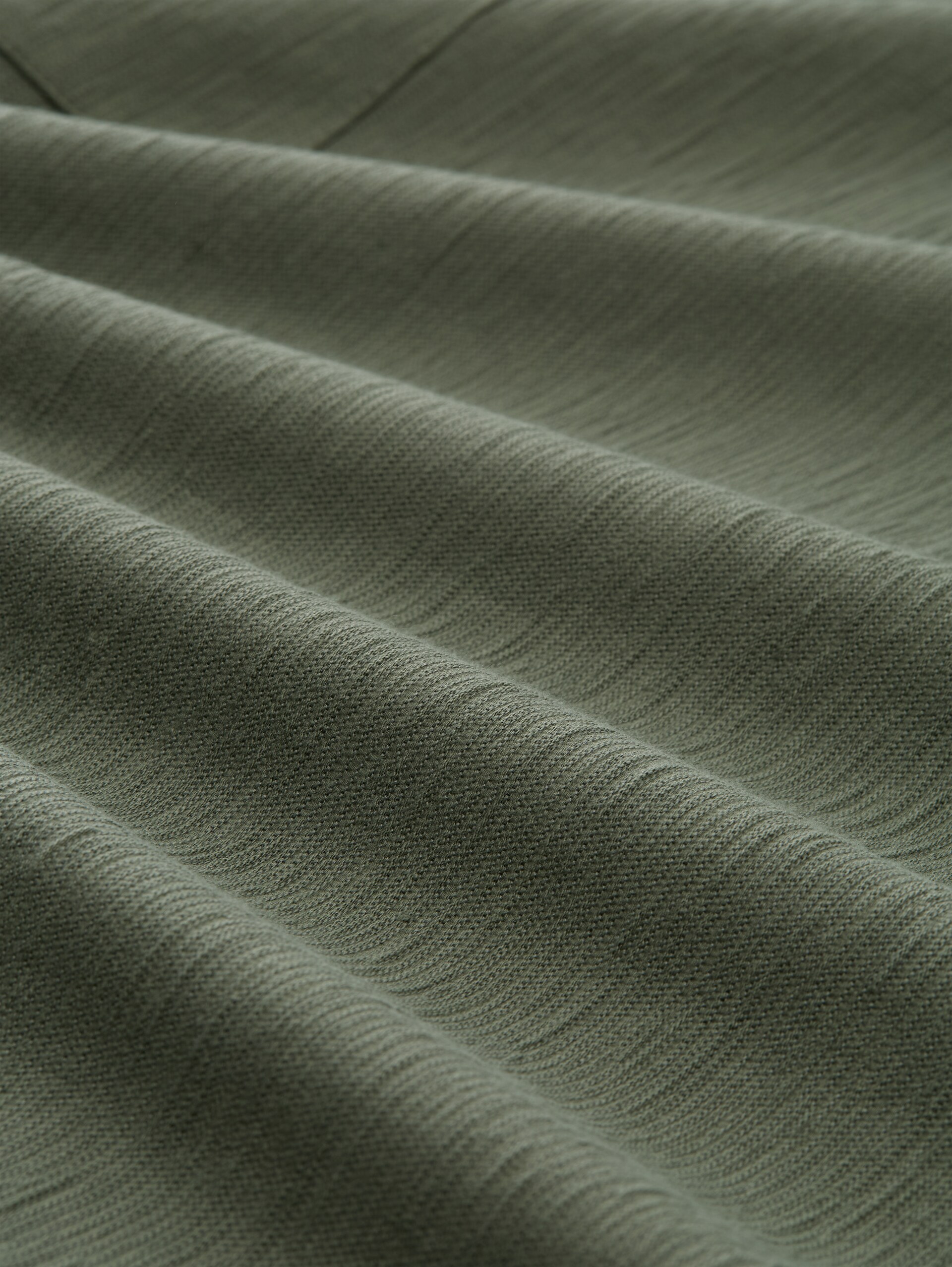 T-shirt met borstzak - urban olive green - Materiaalweergave