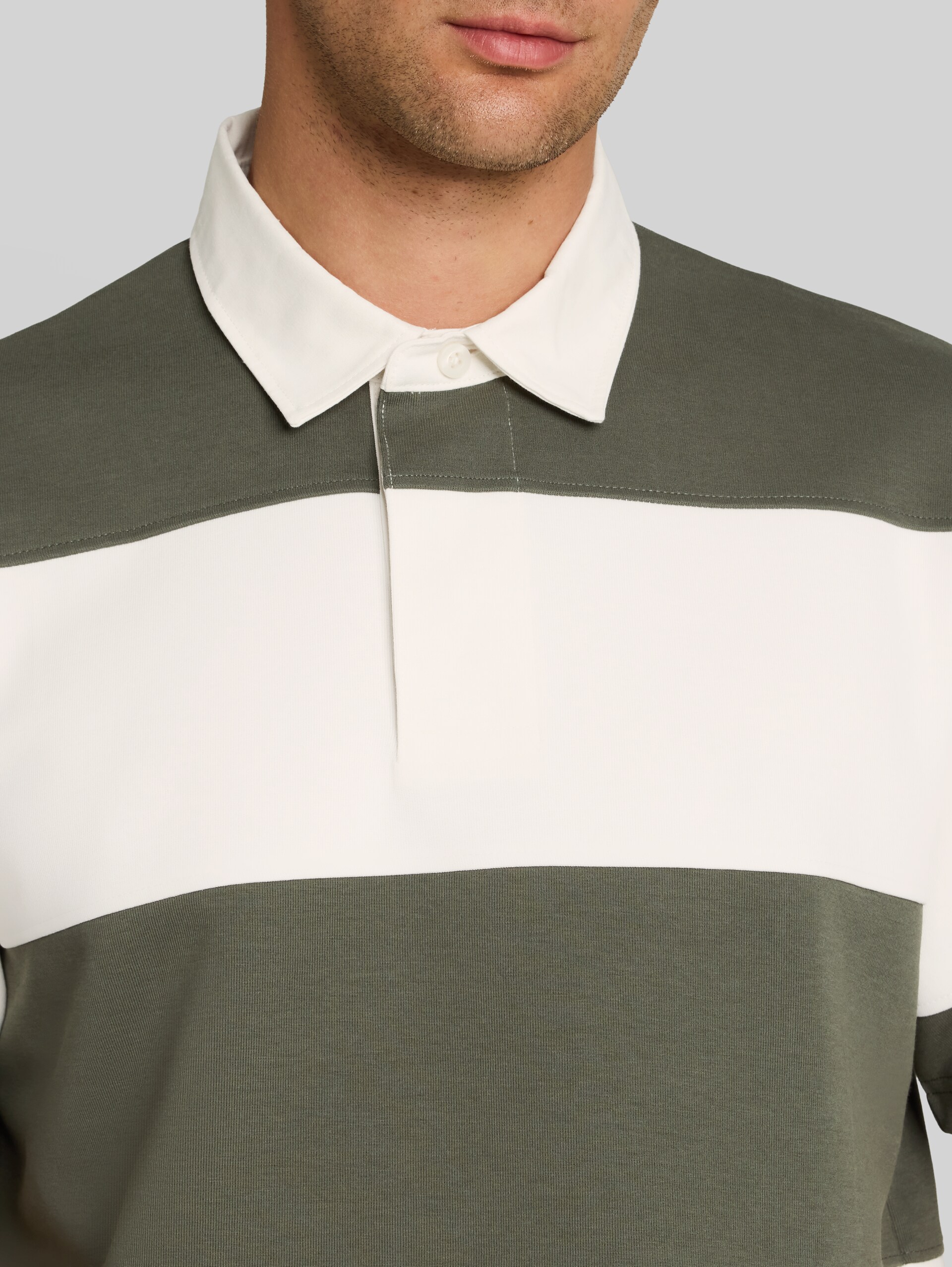 Relaxed Fit Poloshirt mit Blockstreifen - olive green gardenia stripe