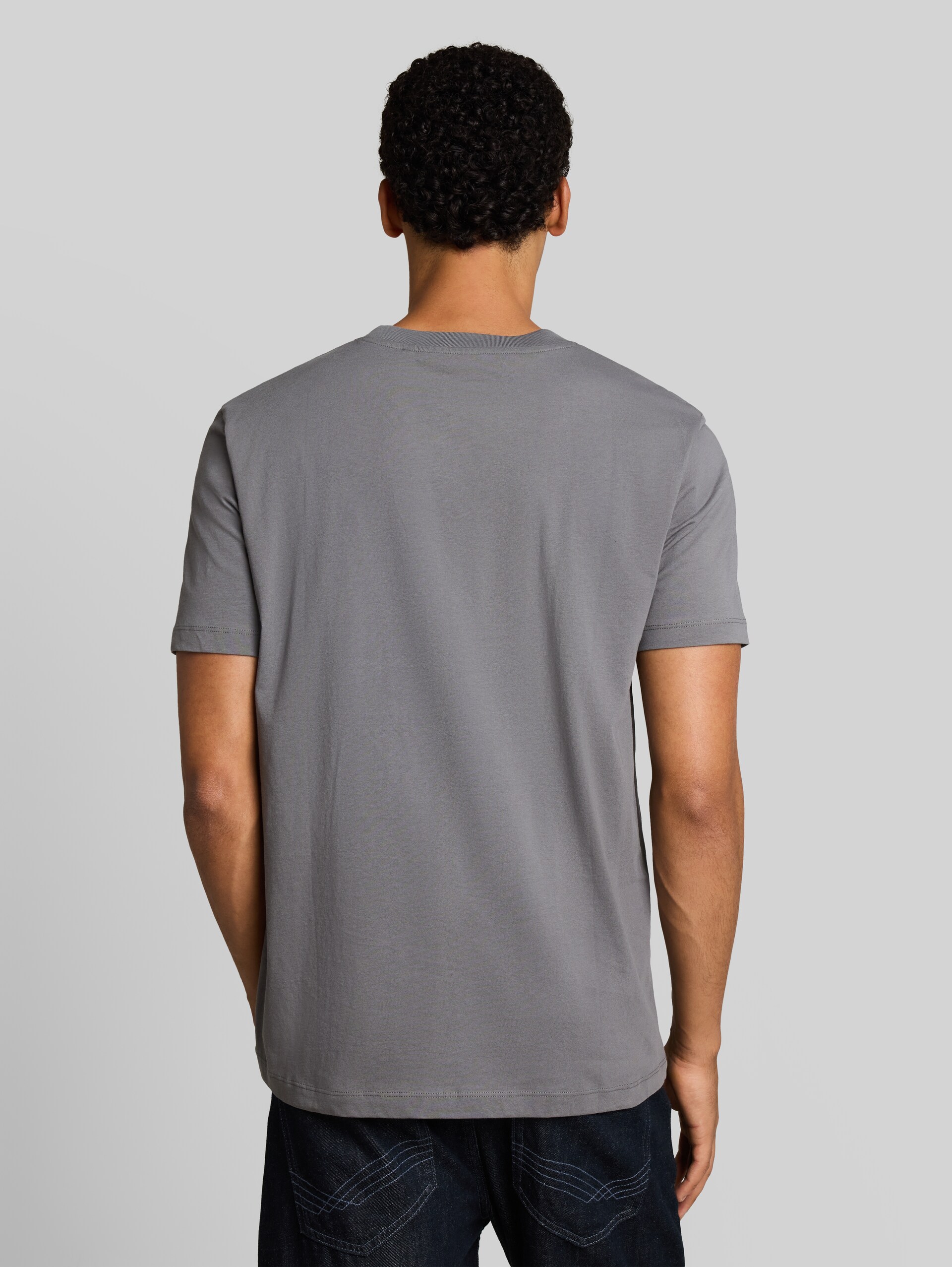 T-Shirt mit Print - classic grey - Auschnitt Model-Rückansicht