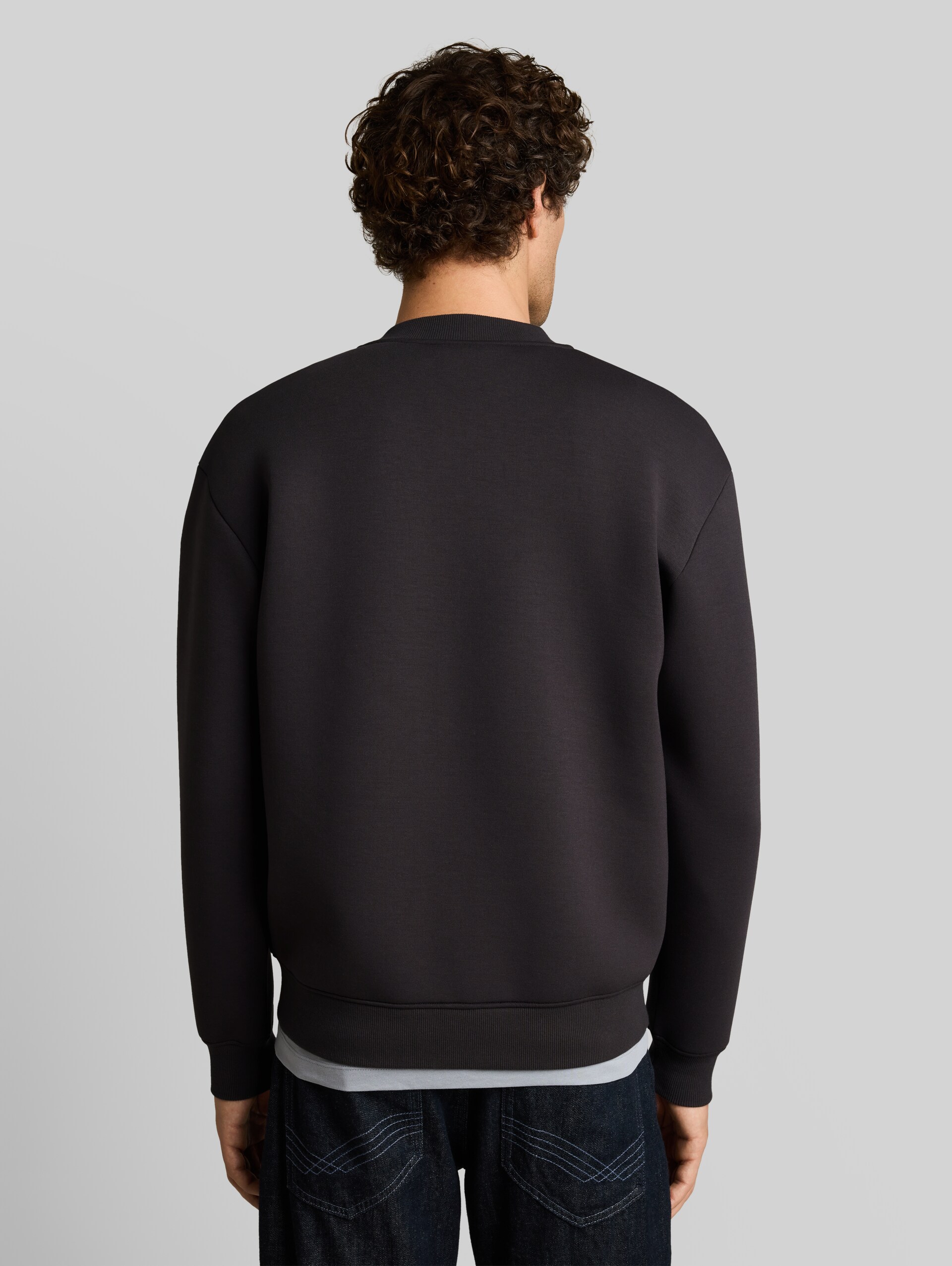Veste à capuche en tissu scuba, coupe décontractée - coal grey - Découpe Vue arrière du modèle