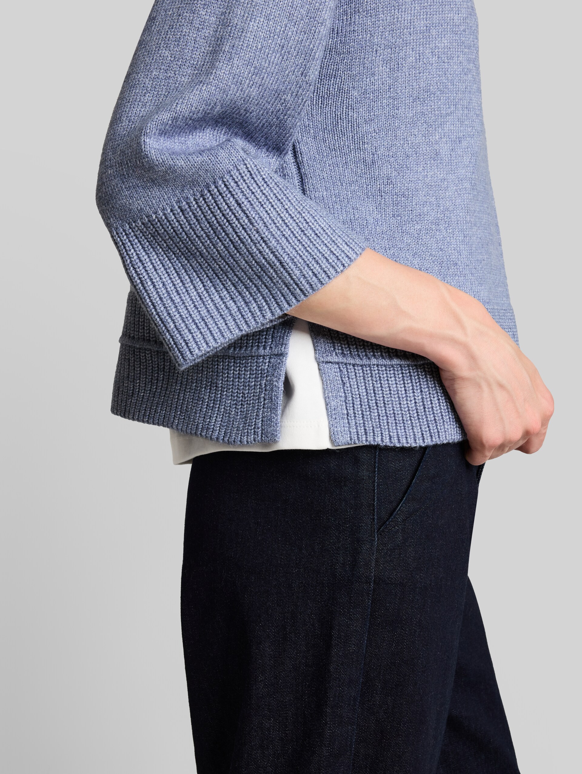 Pull en maille confortable à la coupe ample - fern blue melange - Vue détaillée du modèle