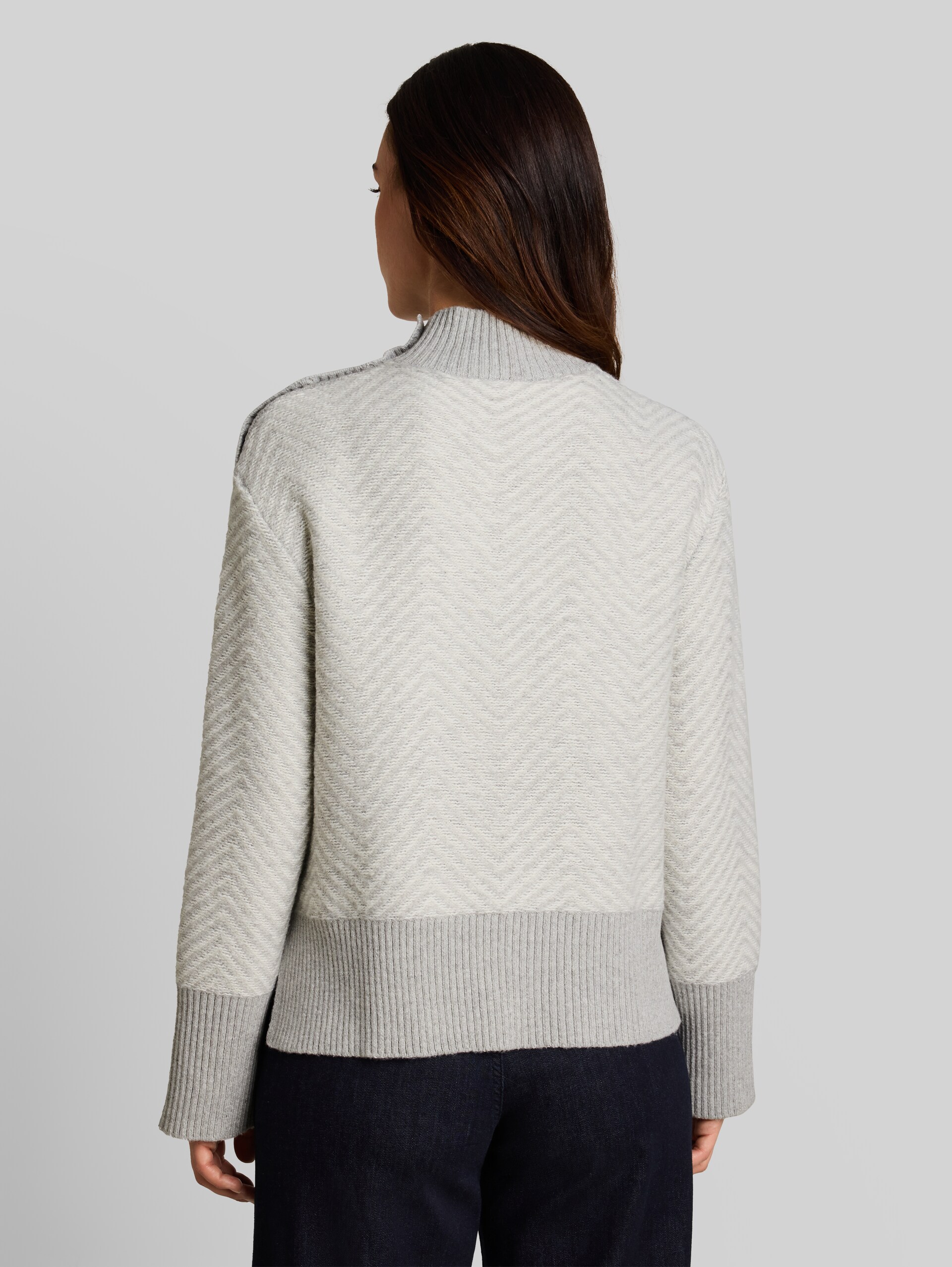 Loose Fit Cosy Strickpullover mit Knöpfen - soft grey zig zag