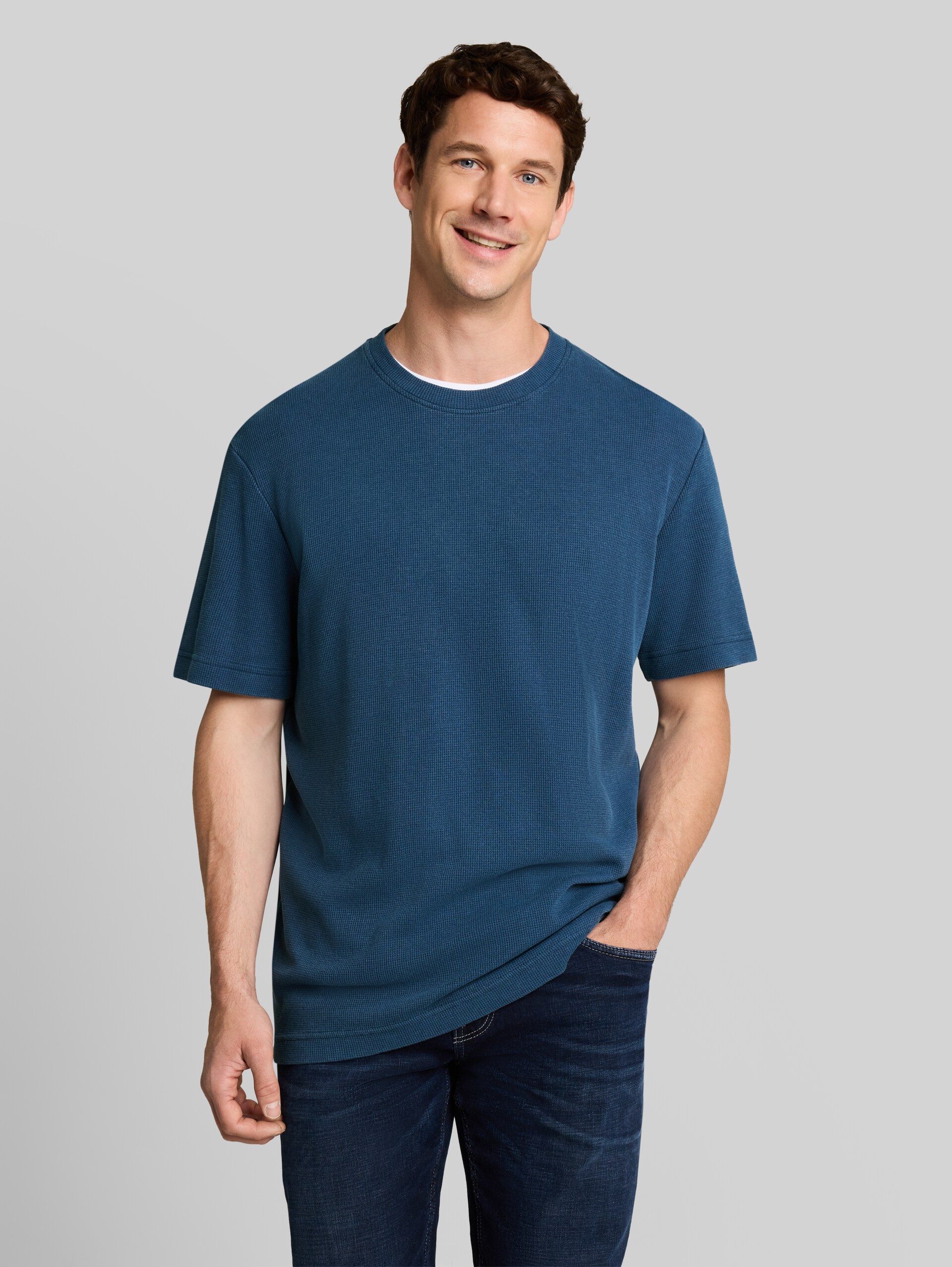 T-shirt met wafelstructuur - Dark Duck Blue - Nek model vooraanzicht