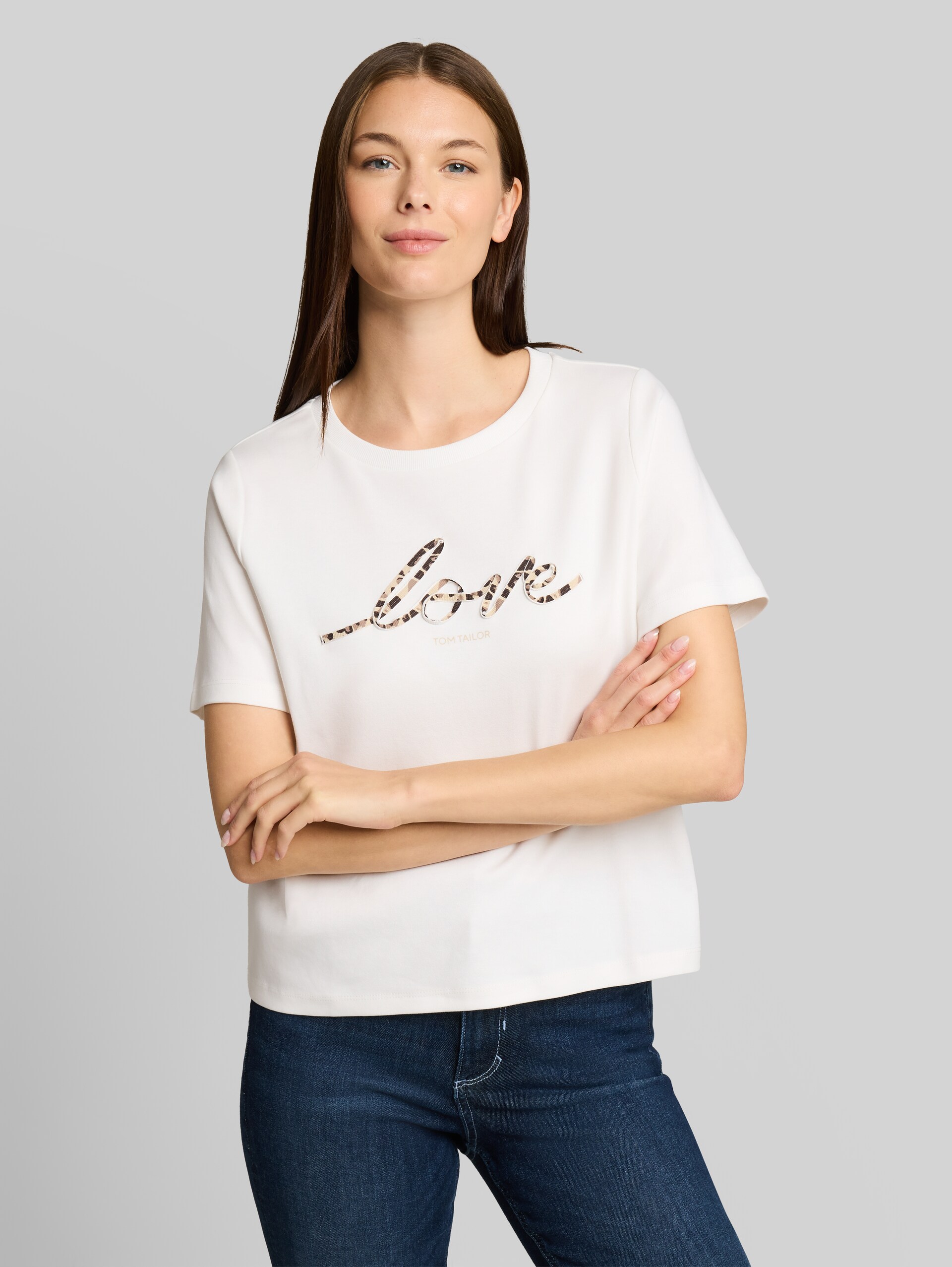 T-Shirt aus Baumwolle - Whisper White - Ausschnitt Model-Vorderansicht