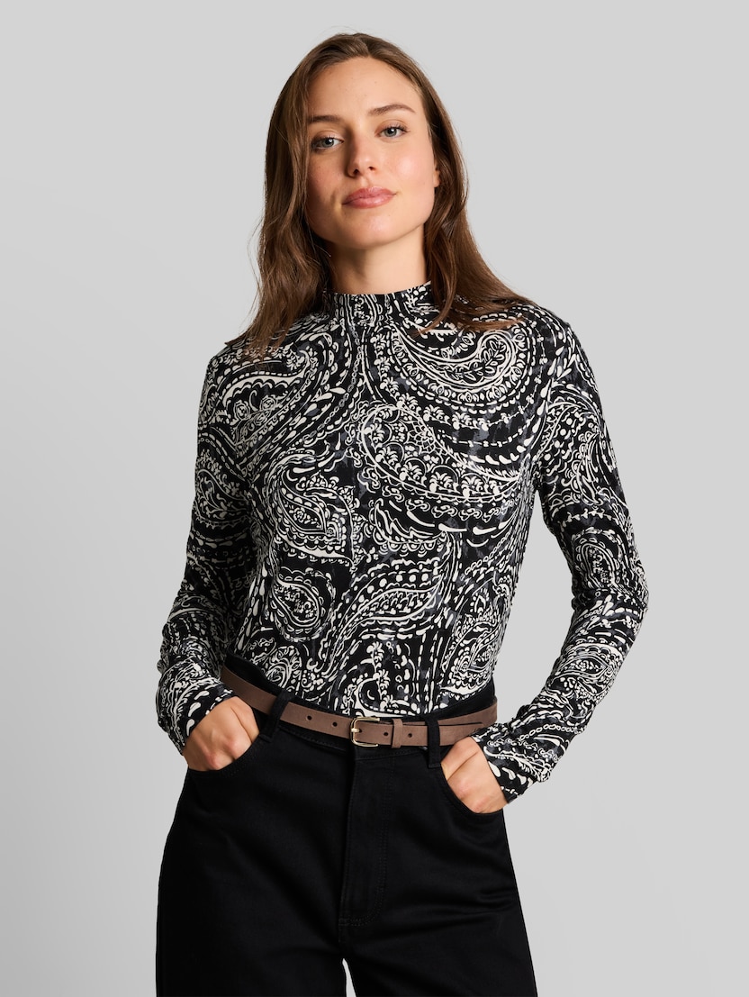 Slim fit shirt met lange mouwen en opstaande kraag door Women, black paisley