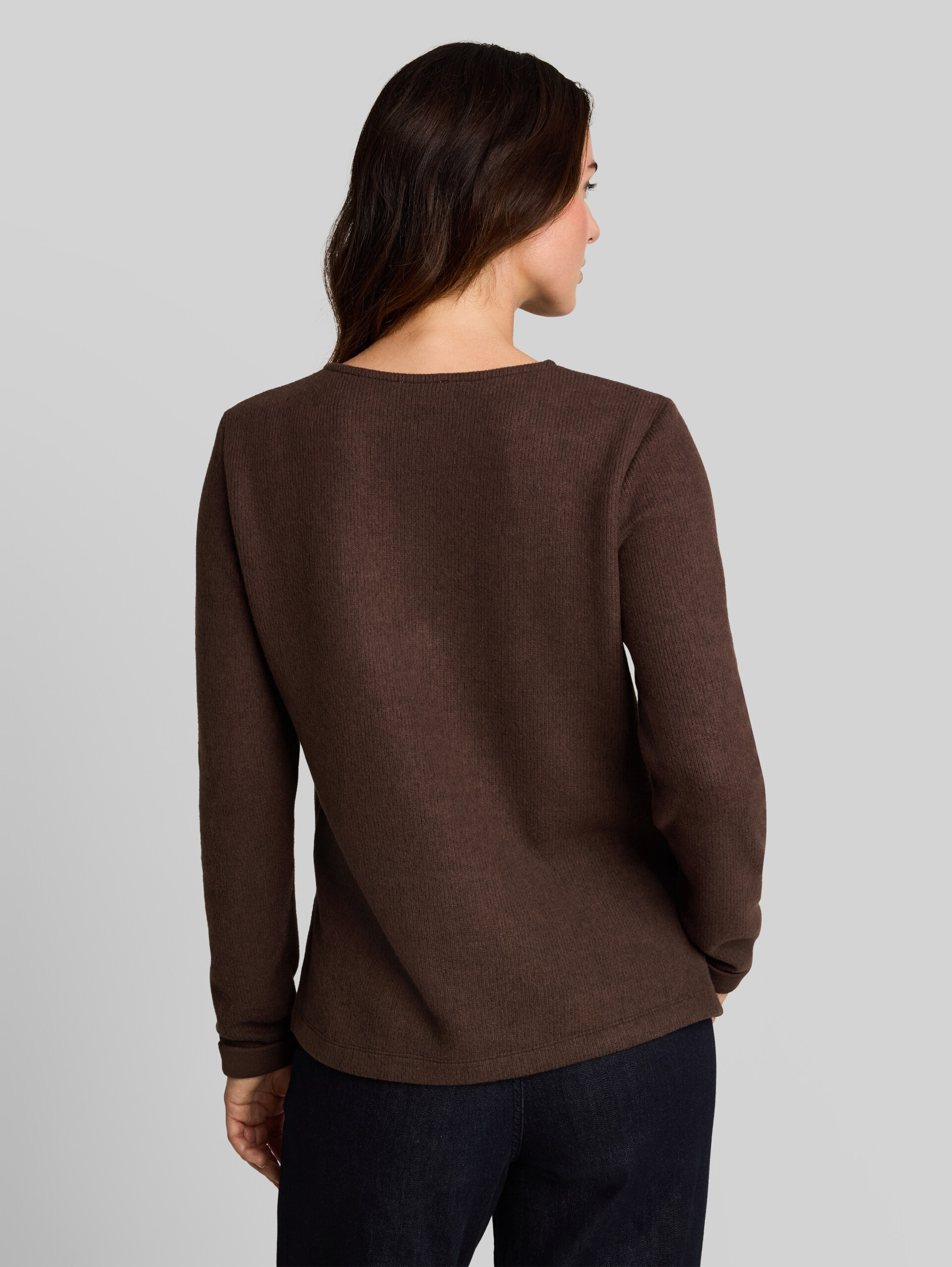 Cosy Sweatshirt min Melange-Optik - java dark brown melange - Auschnitt Model-Rückansicht