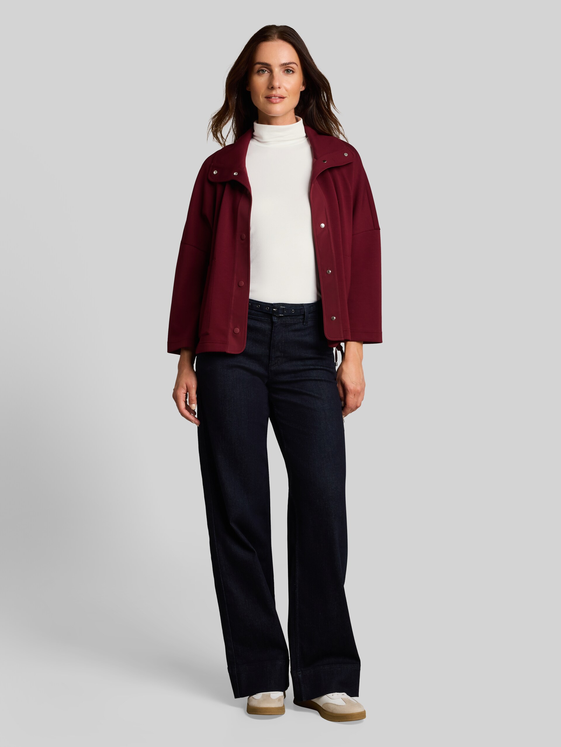 Basic shirt met col - Whisper White - Model vooraanzicht