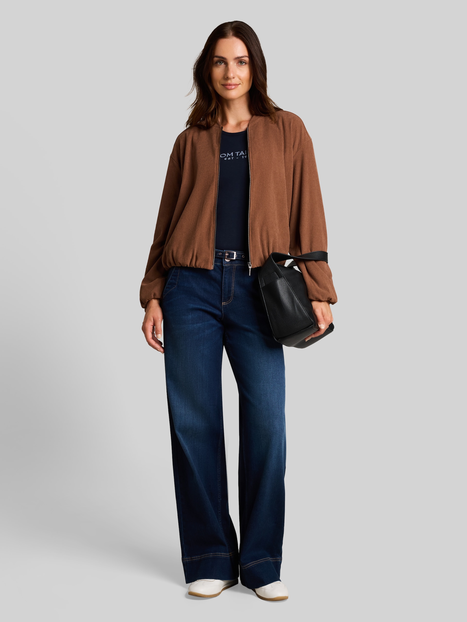Loose Fit Bomberjacke aus Cord - camel