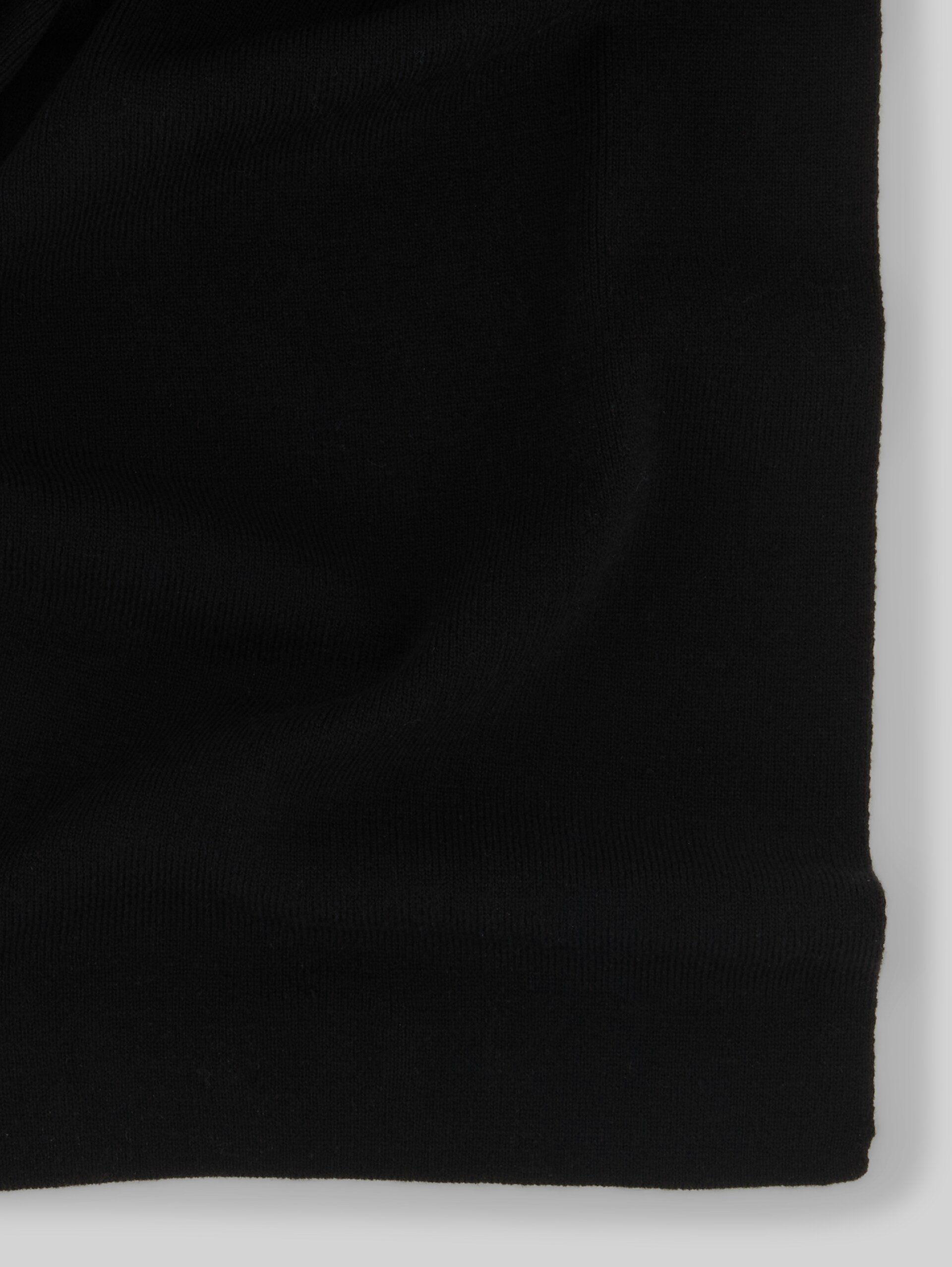 Schal mit Logo-Badge - Black - Material-Ansicht