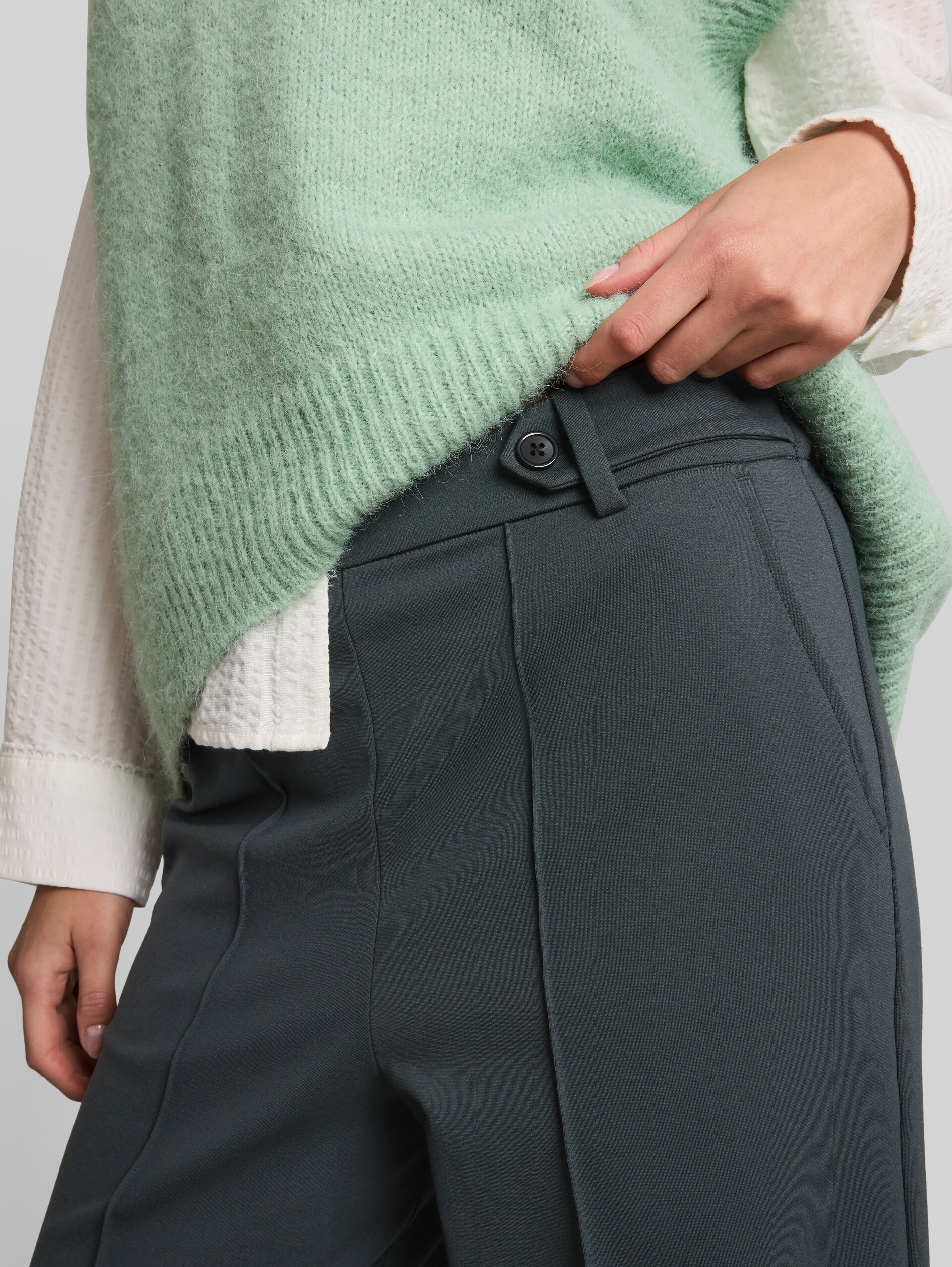 Culotte à taille élastique - Darkest Olive - Vue détaillée du modèle