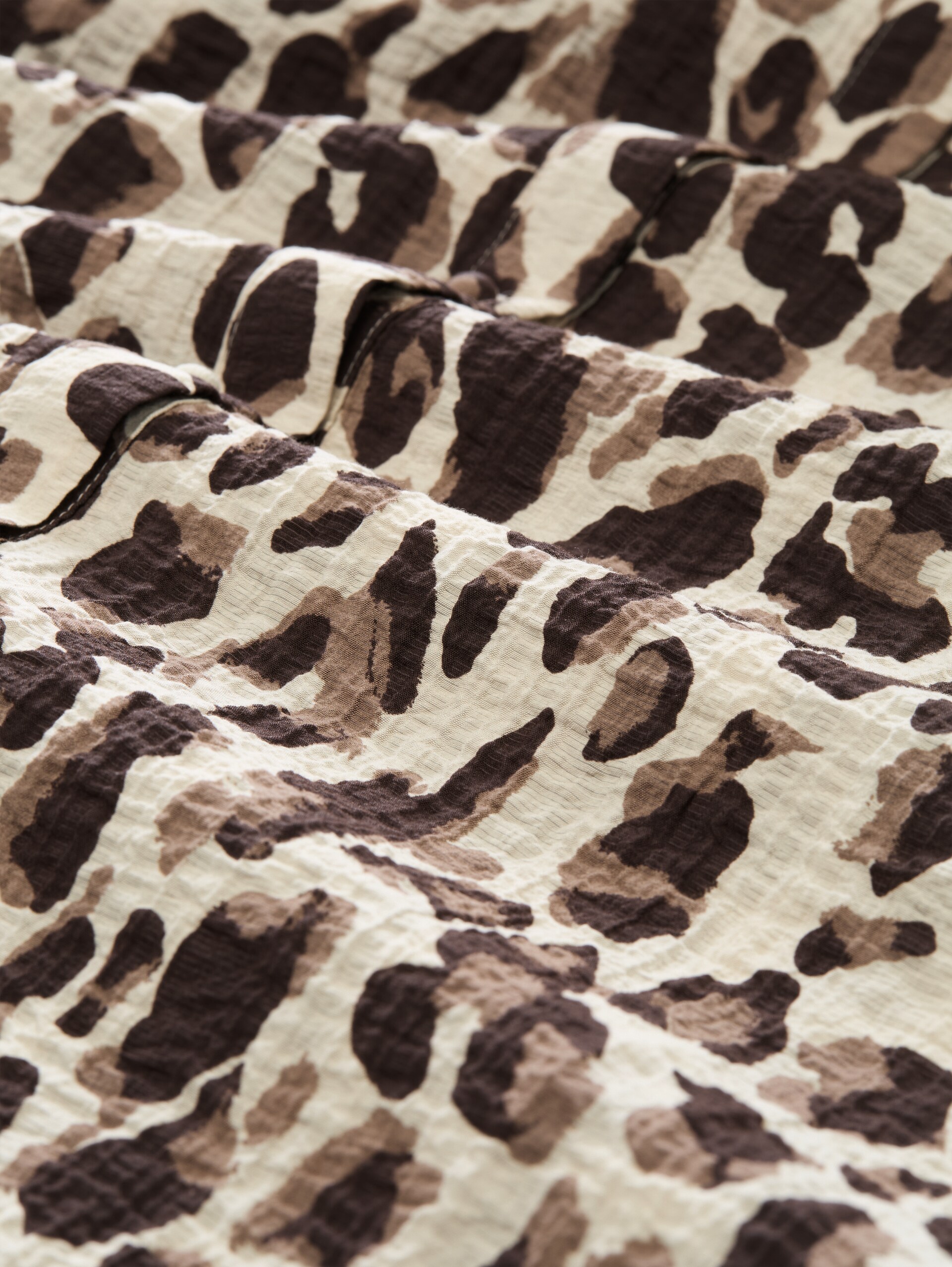 Maxijurk met luipaardprint - brown beige leo print - Materiaalweergave