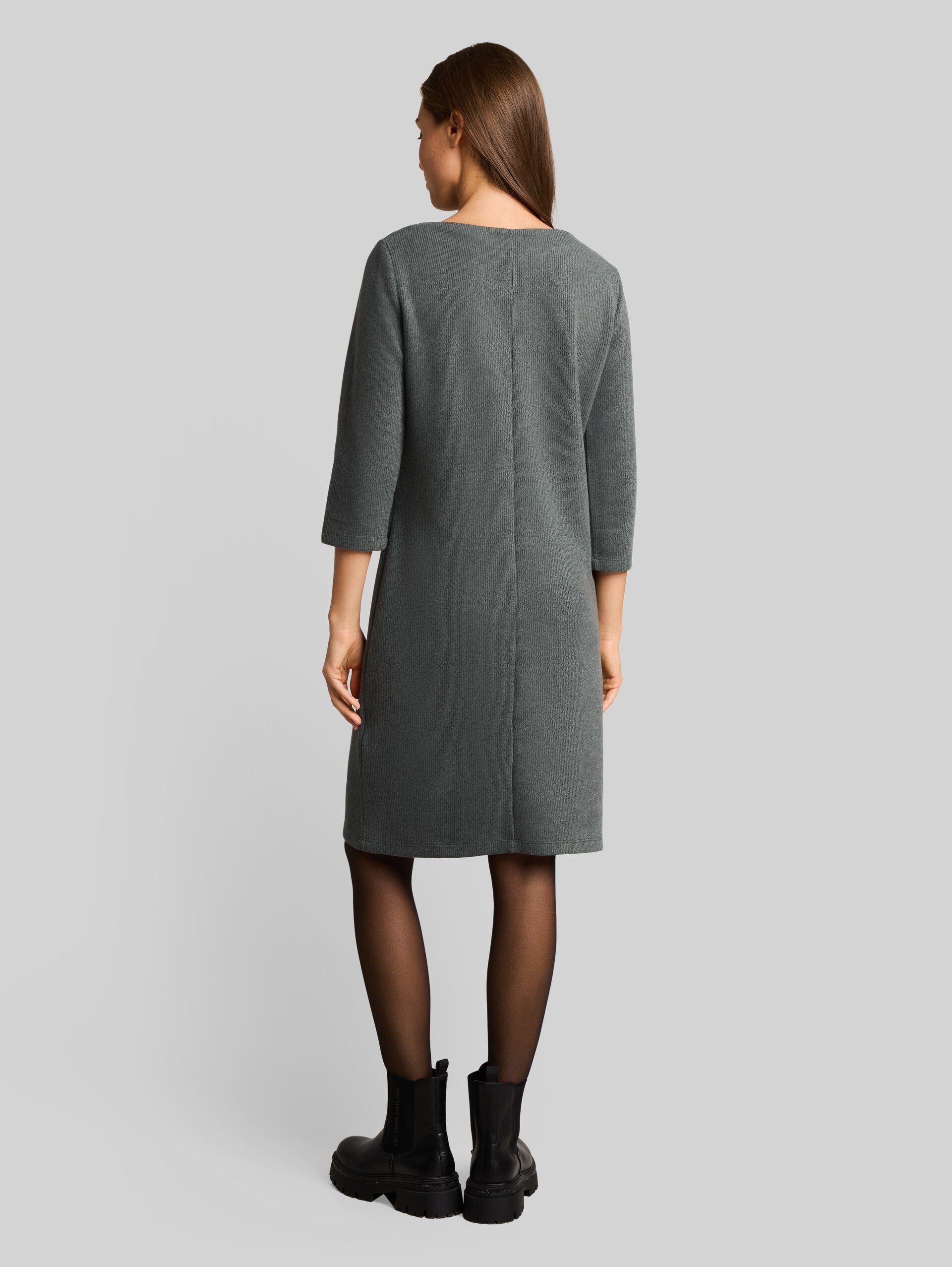Robe confortable à effet chiné - dark olive melange - Vue arrière du modèle