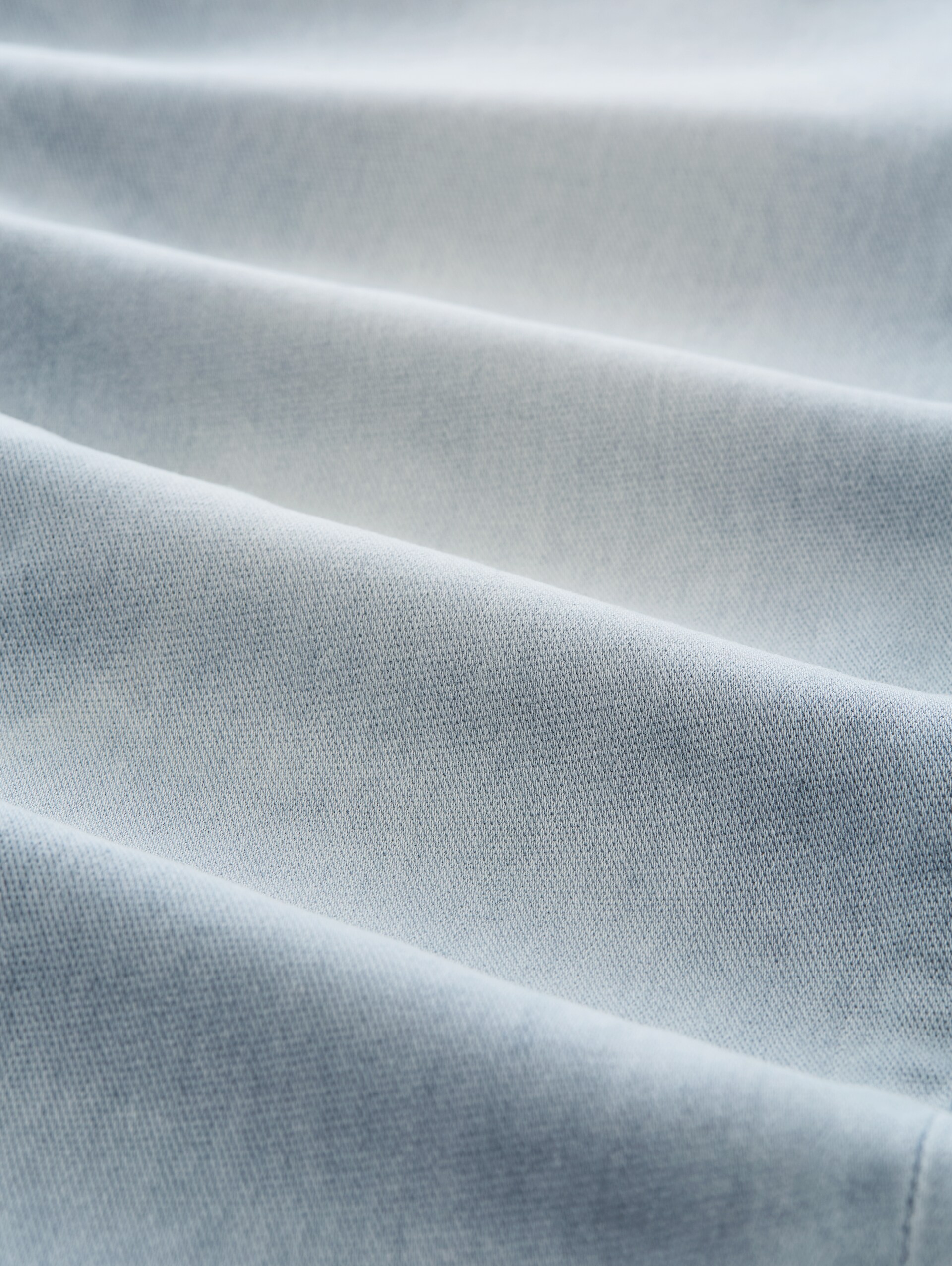 TTCURT TAPERED jeans met stretch - light stone blue grey denim - Materiaalweergave
