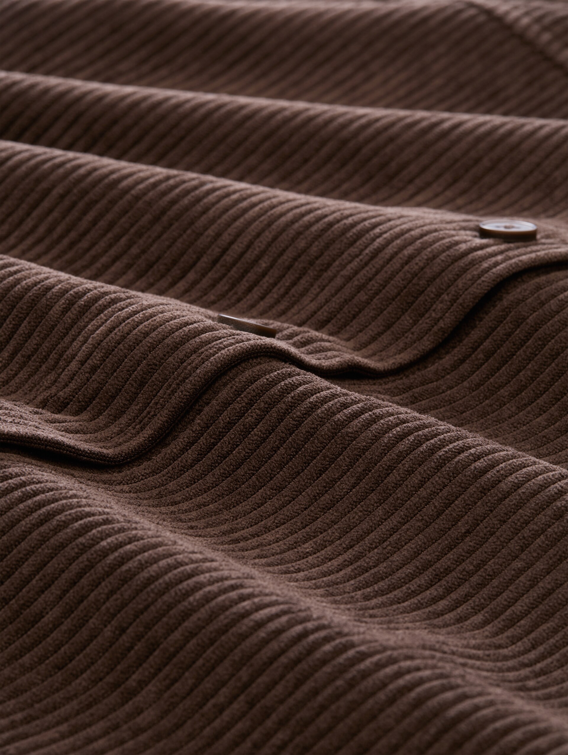 Boxy Fit Cordbluse - cool dark brown - Material-Ansicht