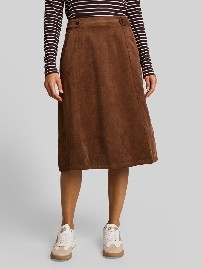 Jupe midi en velours côtelé avec poches latérales par Women, camel