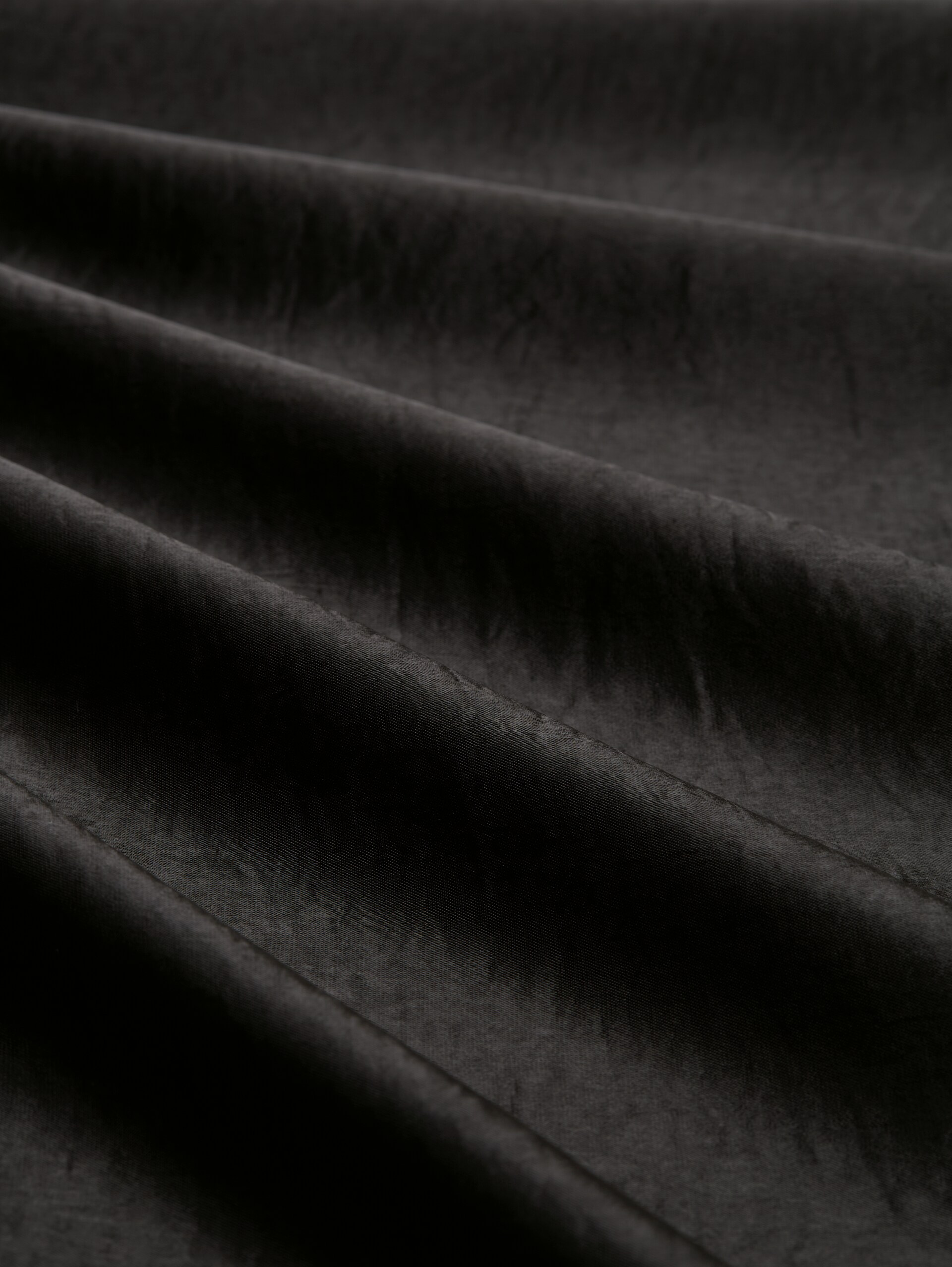 Satin Maxi-Rock - deep black - Material-Ansicht