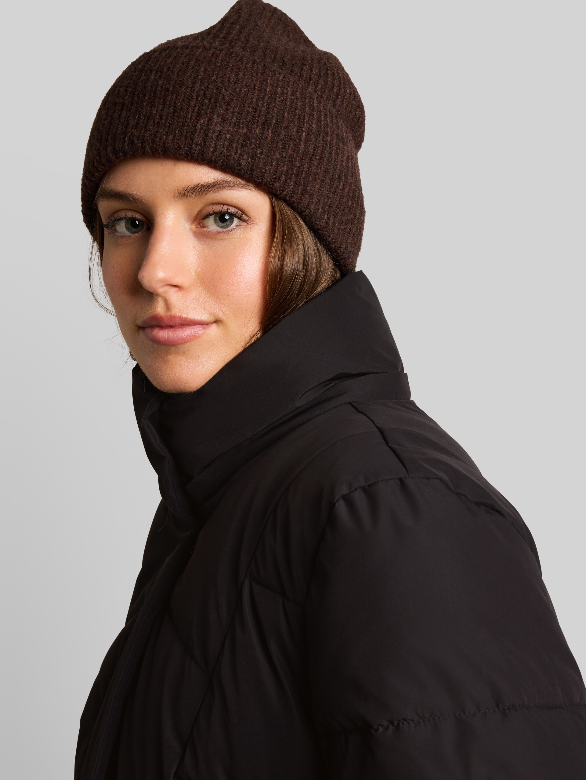 Puffer coat with belt - deep black - Detail model view