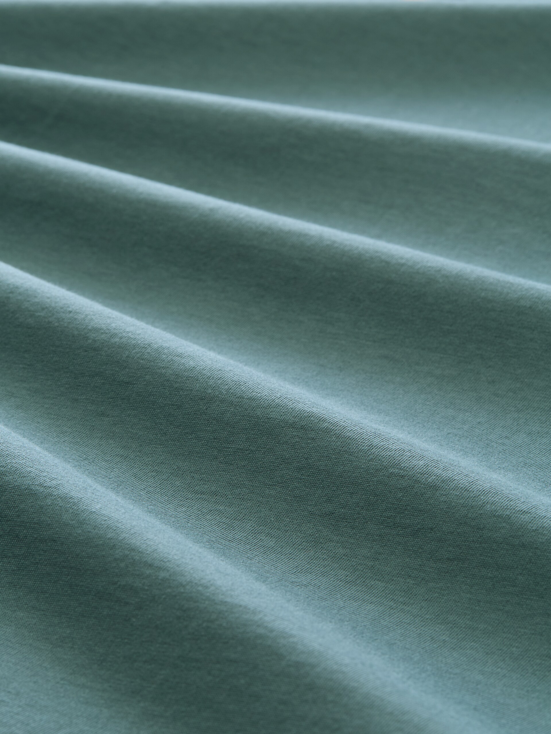 T-Shirt mit Logo-Print - deep bluish green - Material-Ansicht