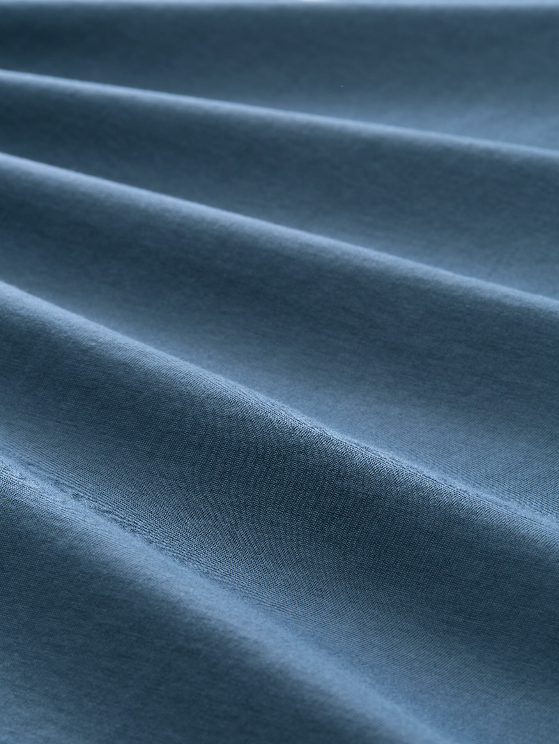 T-Shirt mit Logo-Print - mystical blue - Material-Ansicht