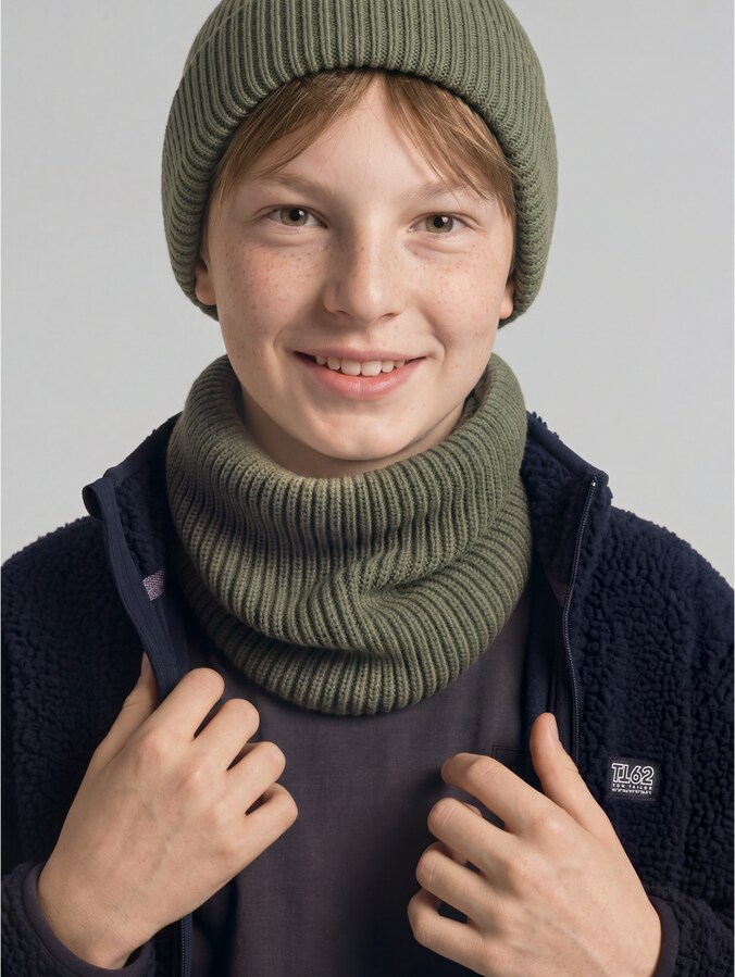 Loop scarf by Teen Boys, urban olive green