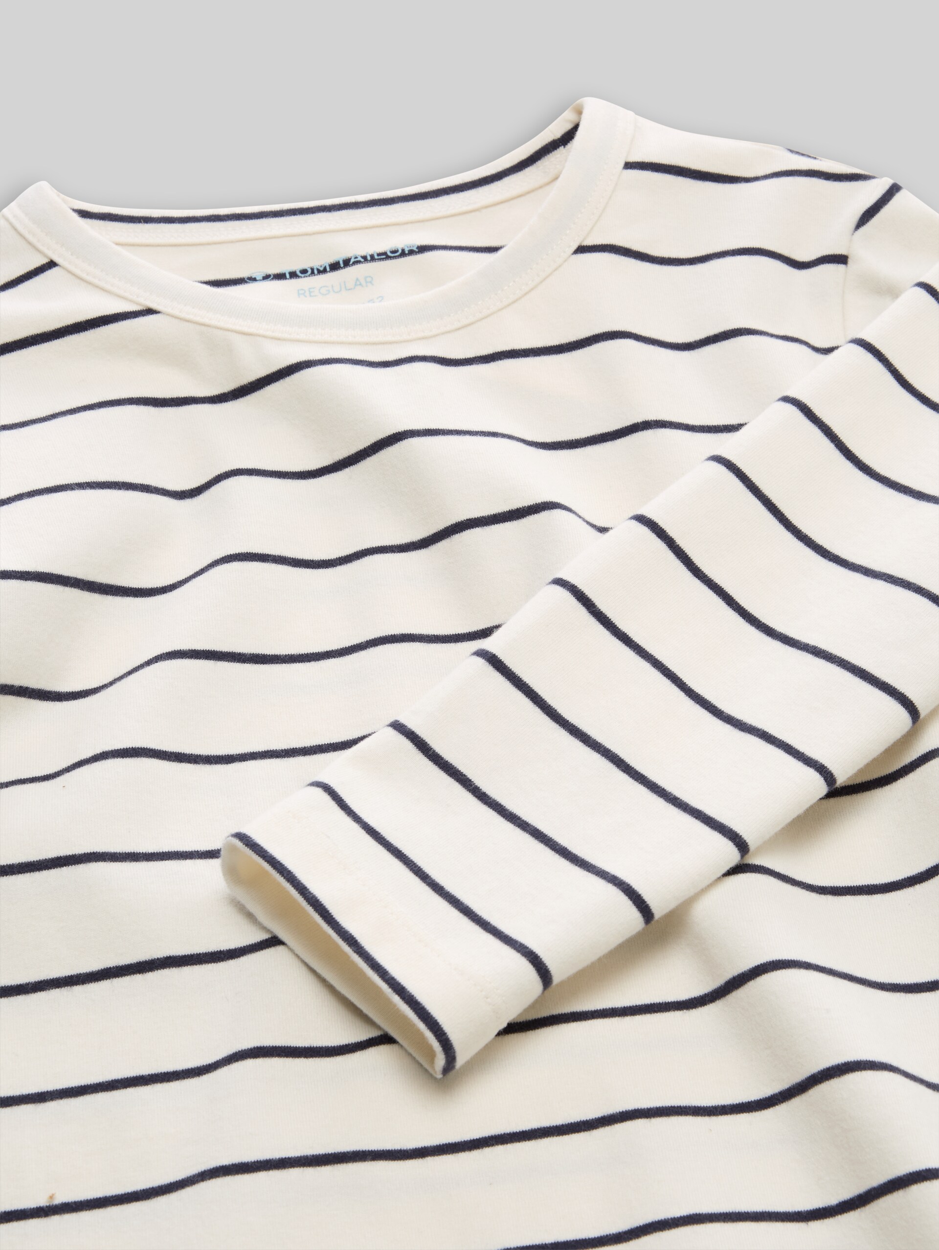 T-shirt à manches longues à rayures - dark blue thin stripe blue - Vue détaillée du modèle