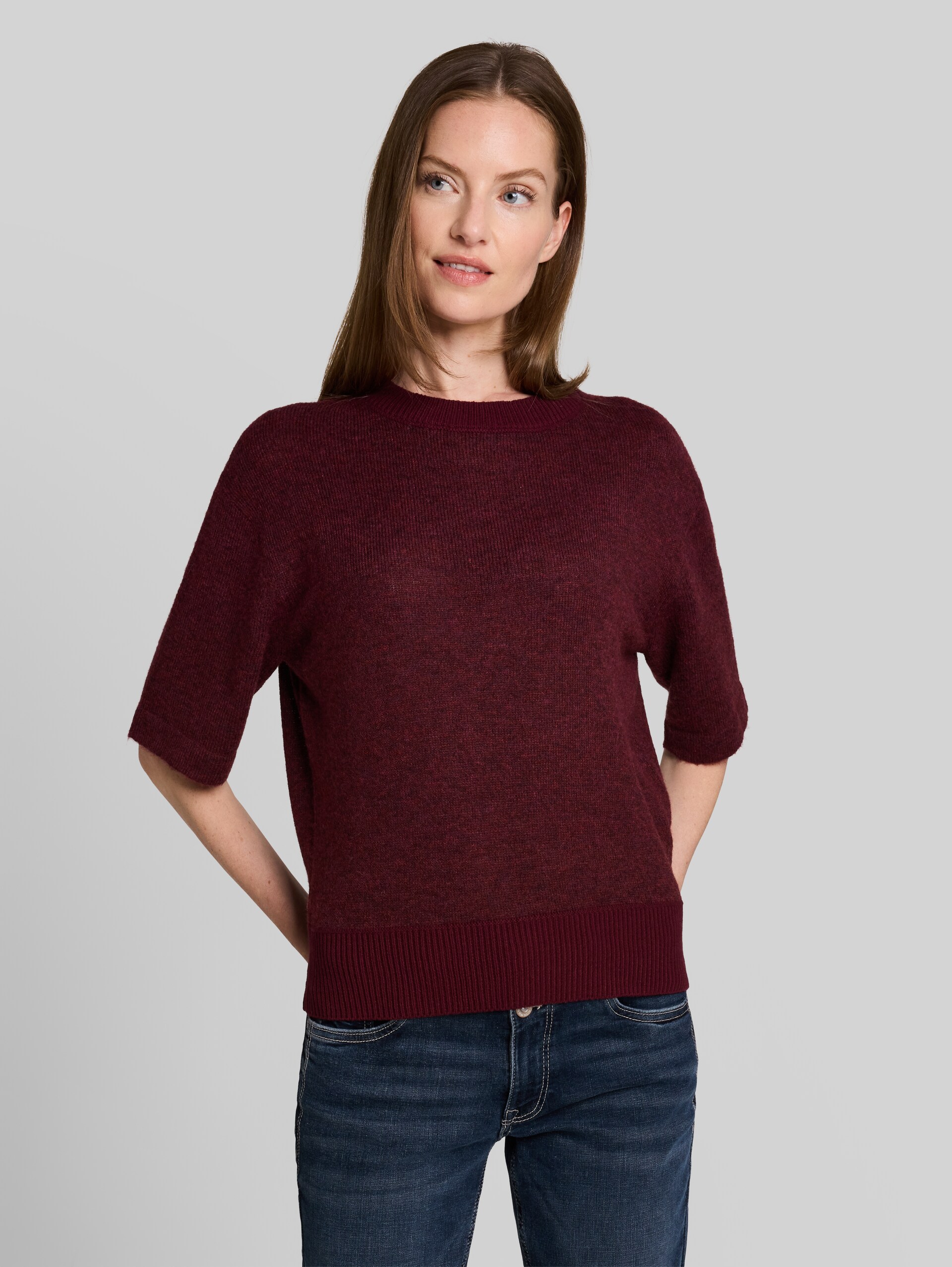 Cosy Strickpullover mit Alpaka-Anteil - preppy plum melange - Ausschnitt Model-Vorderansicht