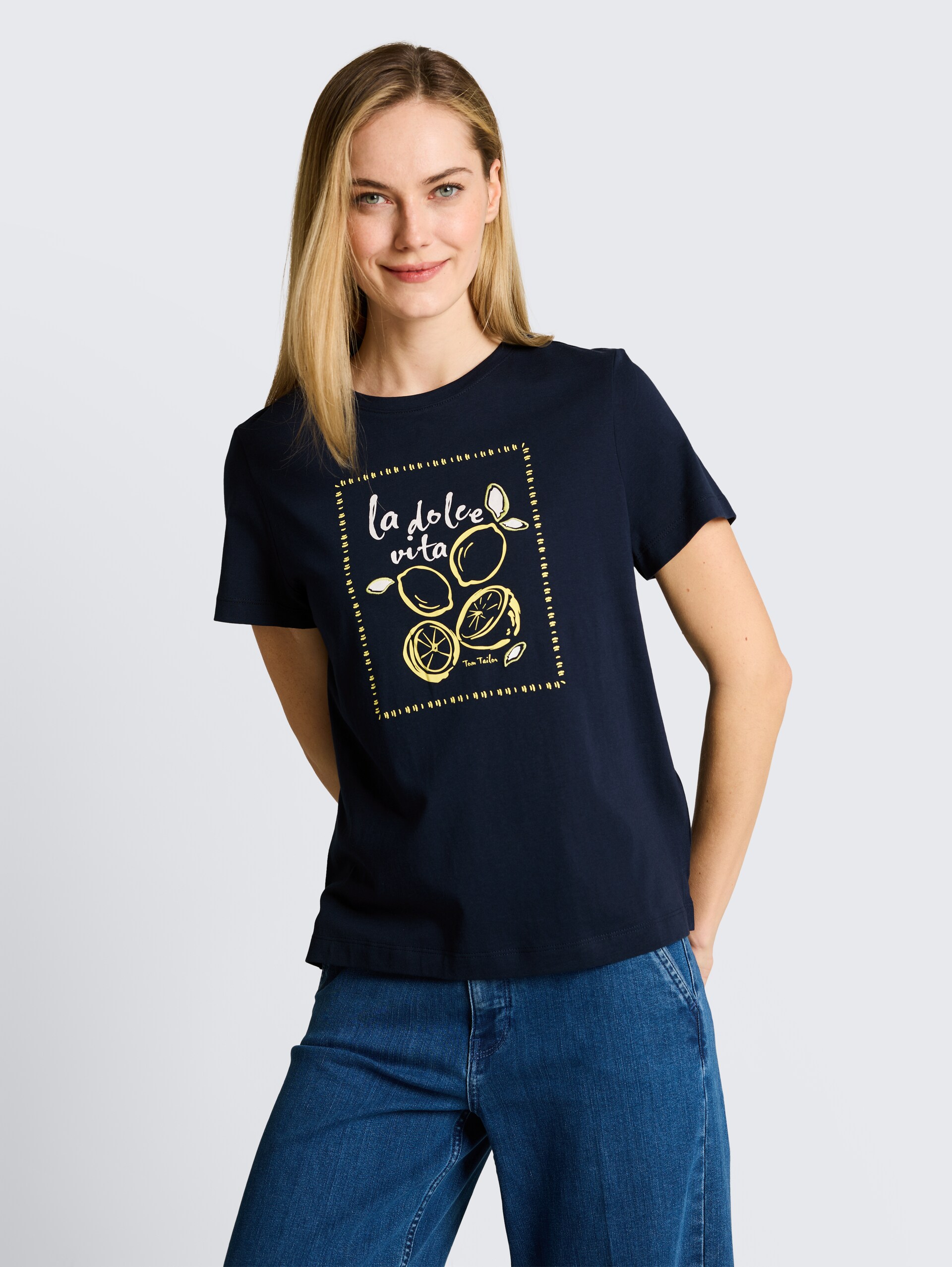 T-shirt met print - sky captain blue - Nek model vooraanzicht