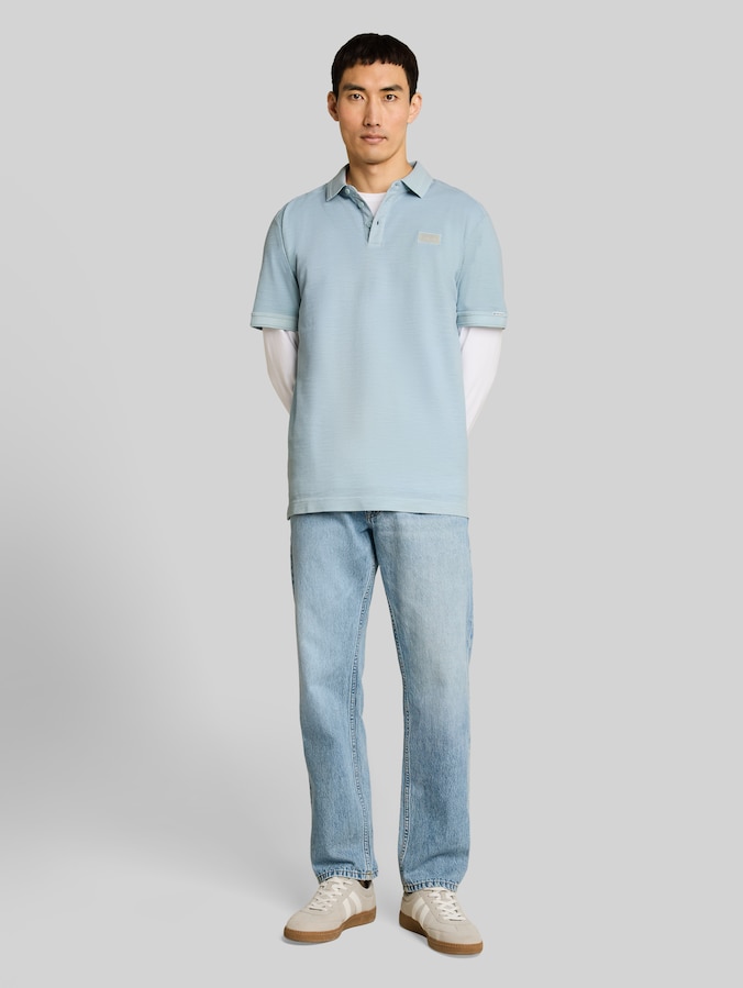 Piqué Poloshirt mit Logo-Badge von Men, light blue grey