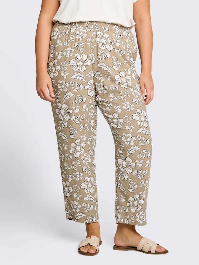 Plus Size - Loose-fit viscose trousers by Women Plus Size, olive big flower design