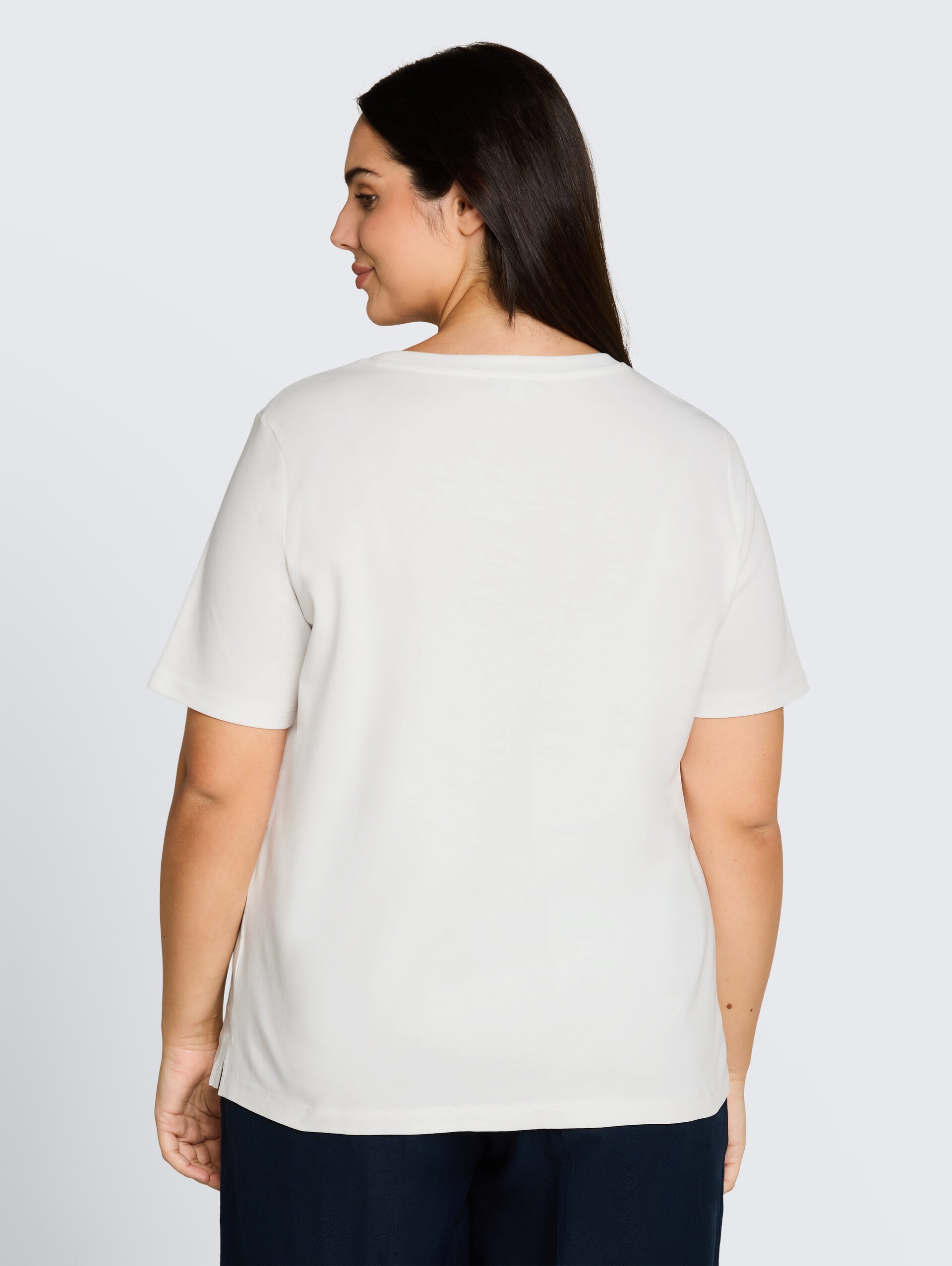 Plus Size - T-shirt with crochet detail - Whisper White - Neckline model-back view