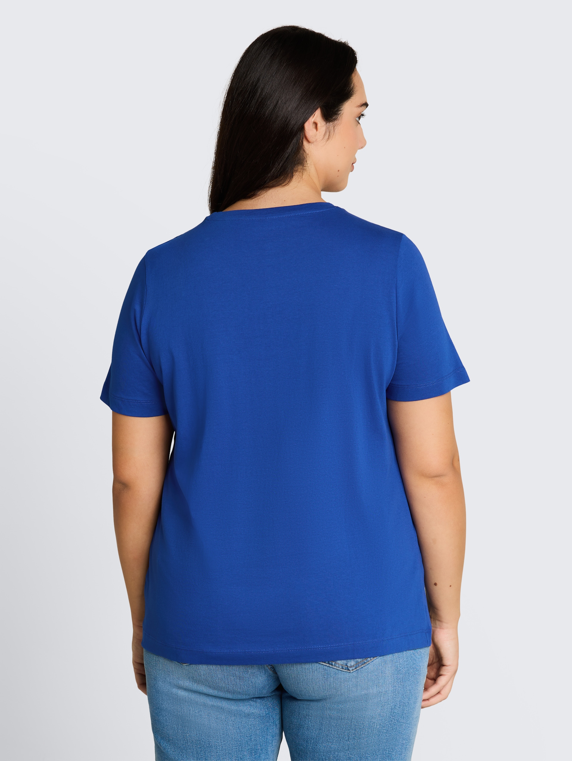 Plus Size - T-shirt met print - shiny royal blue - Neklijn model-achteraanzicht