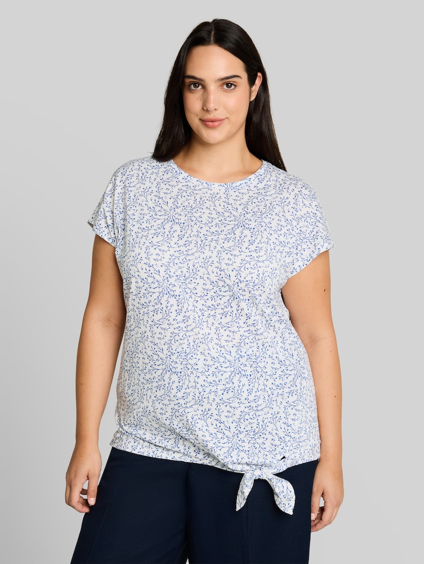 Plus Size - T-Shirt mit Knotendetail von Women Plus Size, white small leaves design