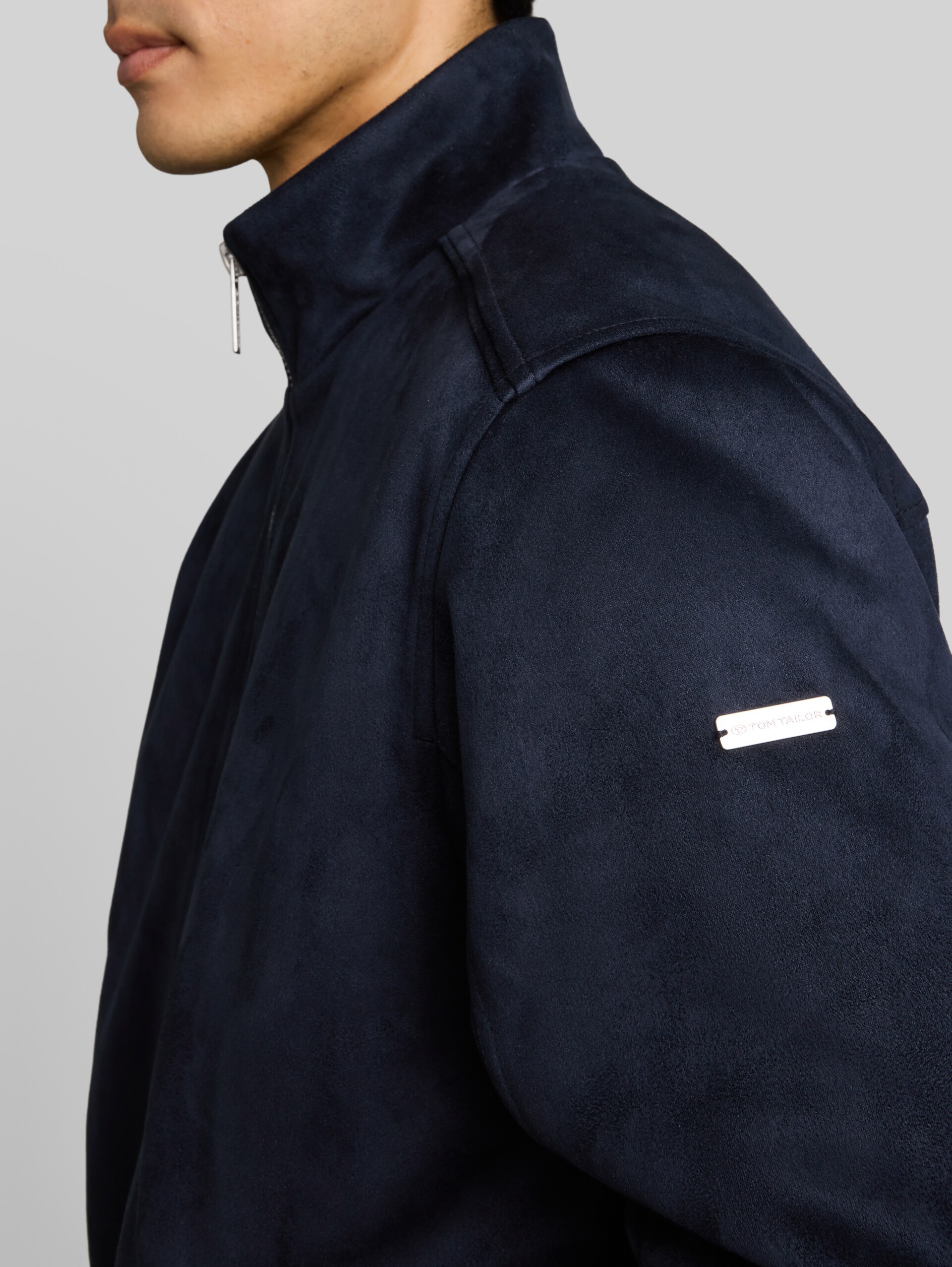 Blouson Jacke in Wildleder-Optik - sky captain blue - Detail-Model-Ansicht